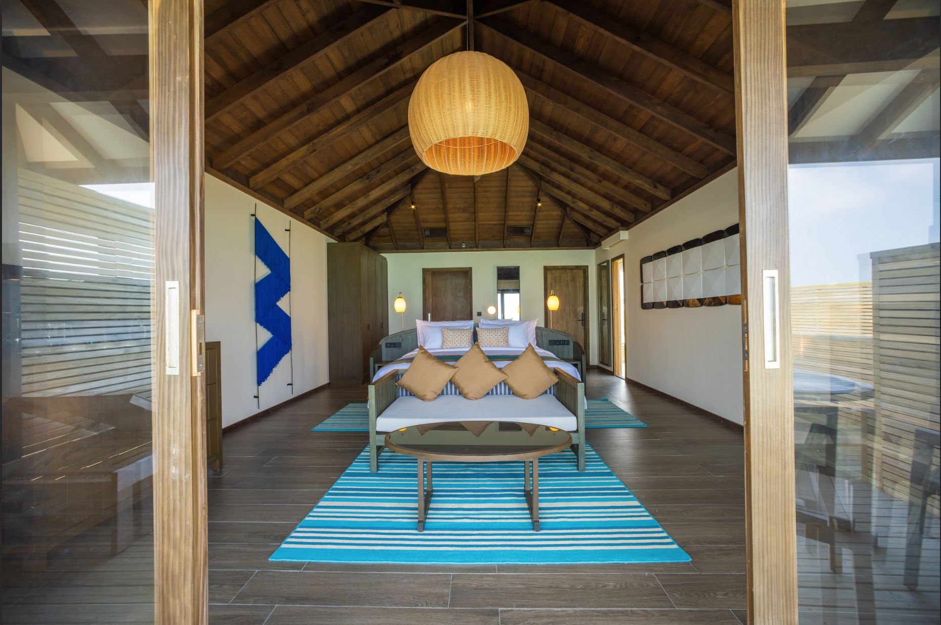 Dheru Water Pool Villa