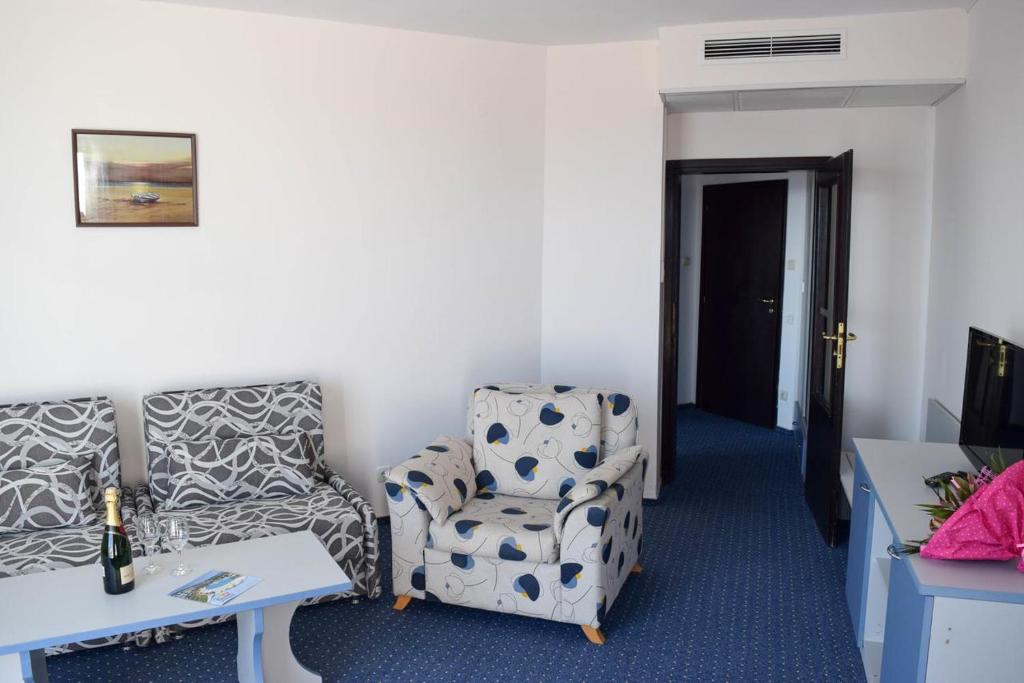 STANDARD APARTMENT (BALCONY) 