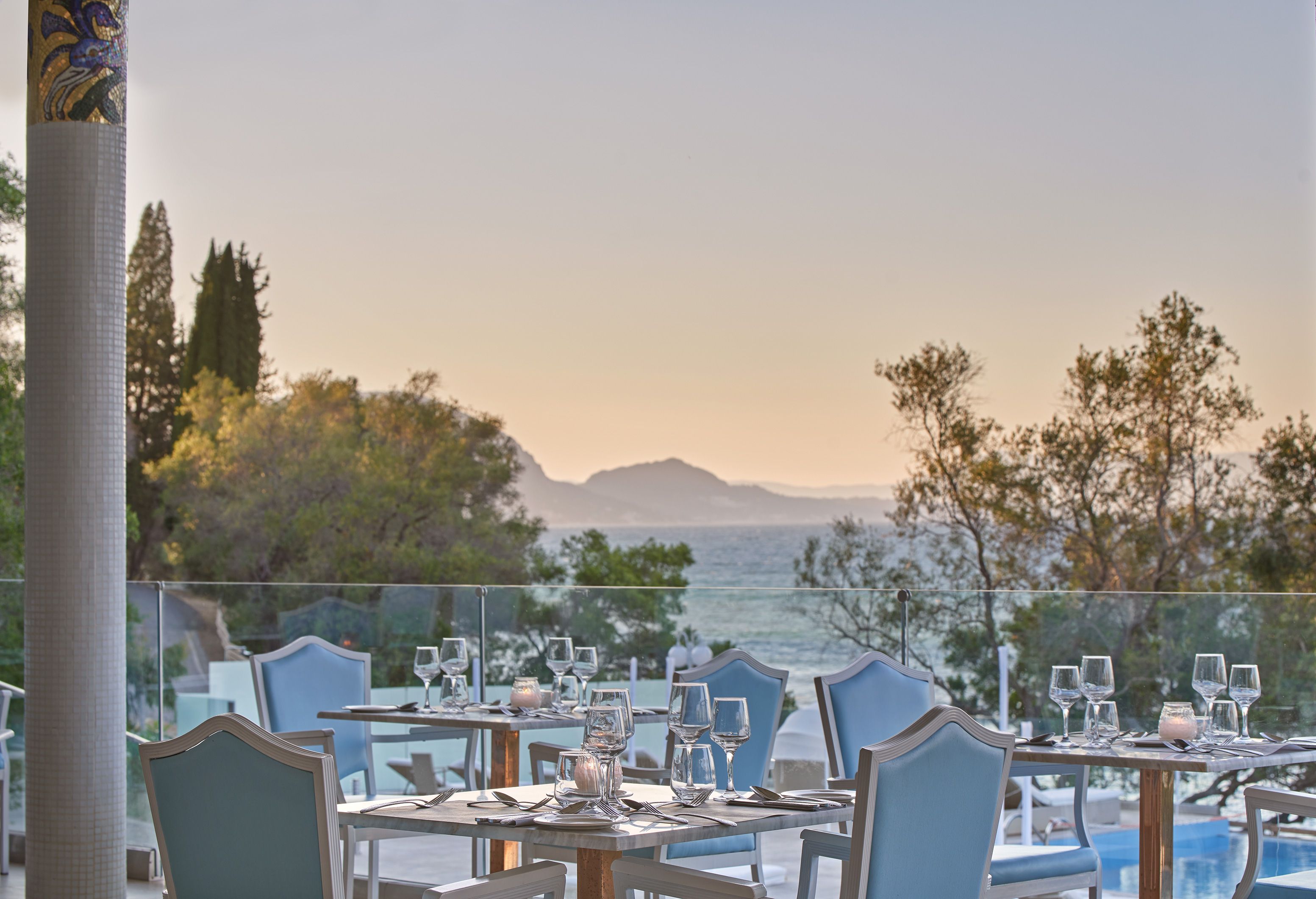 Olea Beach & Snack Bar
