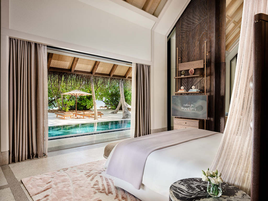 Family Beach Villa with 2 Pools