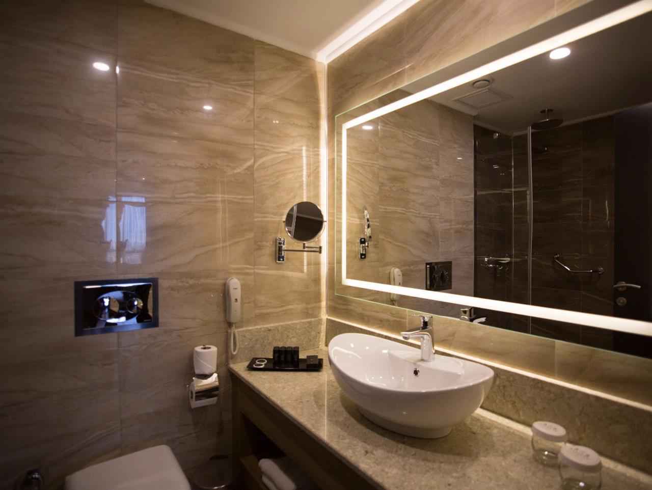COMFORT ROOM