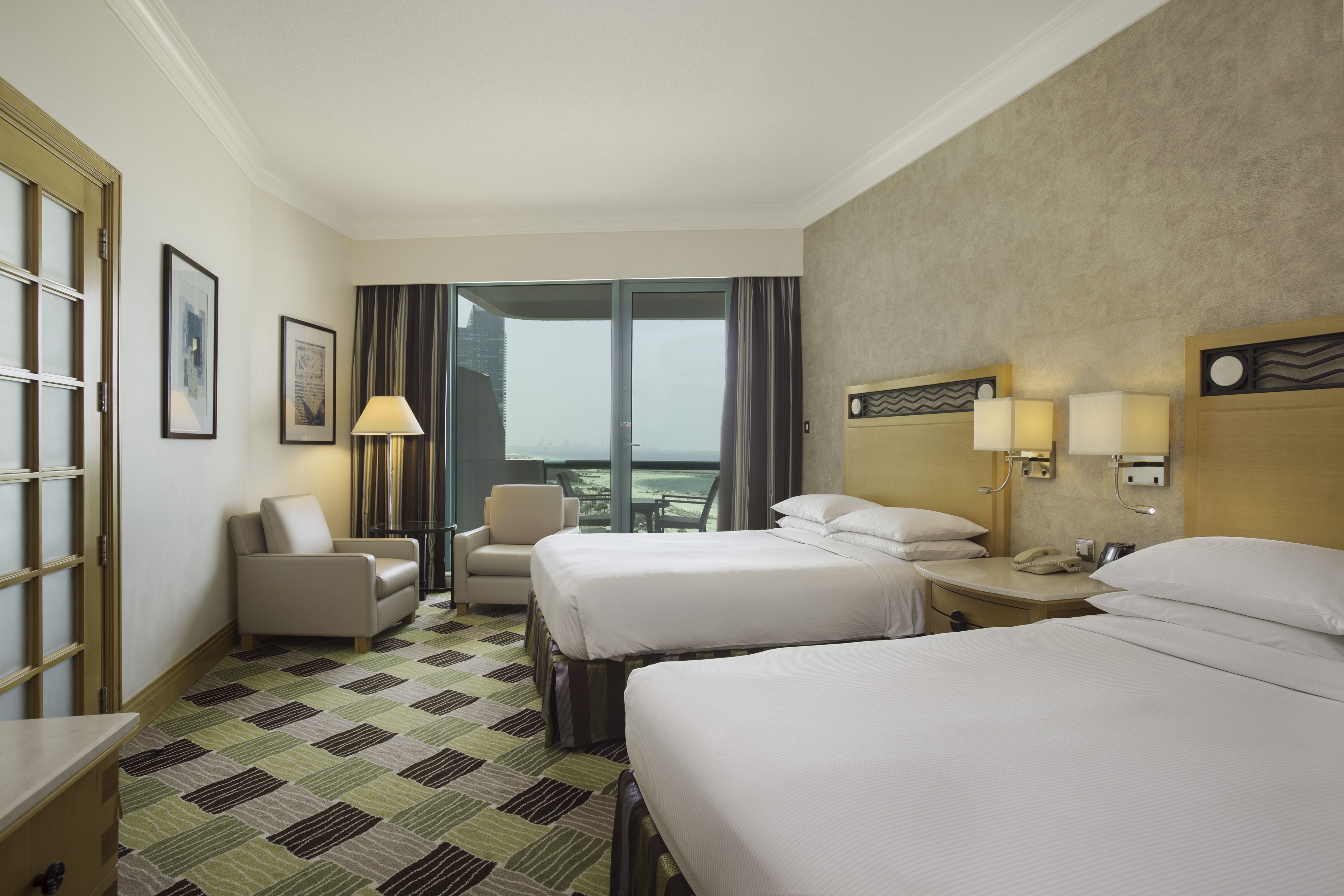FAMILY SUITE