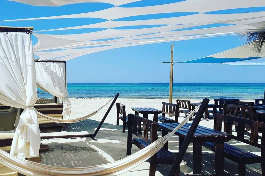 Beach Bar