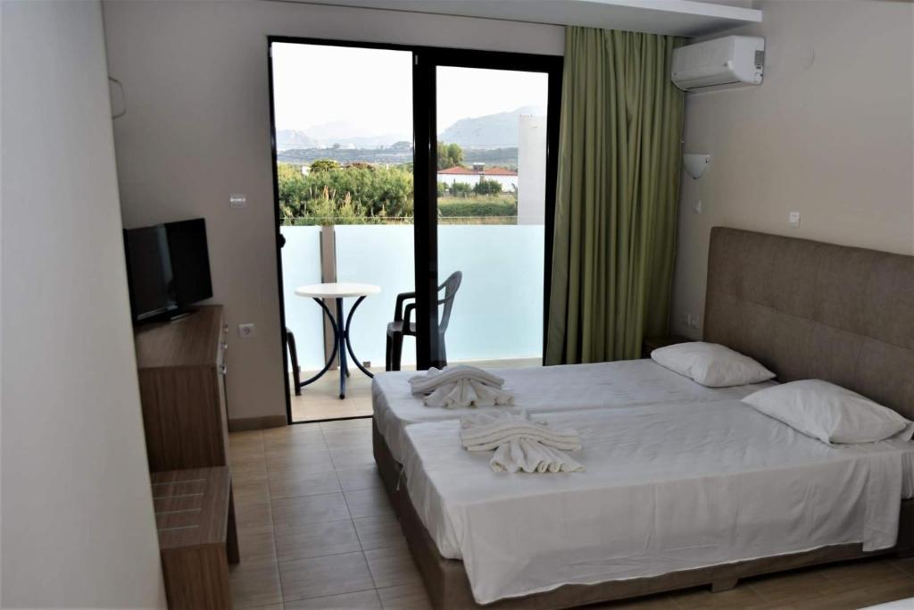 STANDARD DOUBLE ROOM BALCONY OR TERRACE