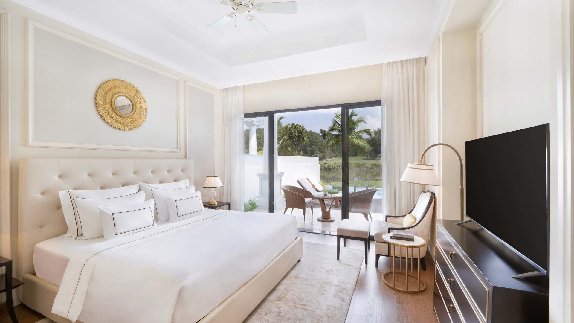 1-BEDROOM VILLA LAKE VIEW WITH PRIVATE POOL (NO EXTRA BED)