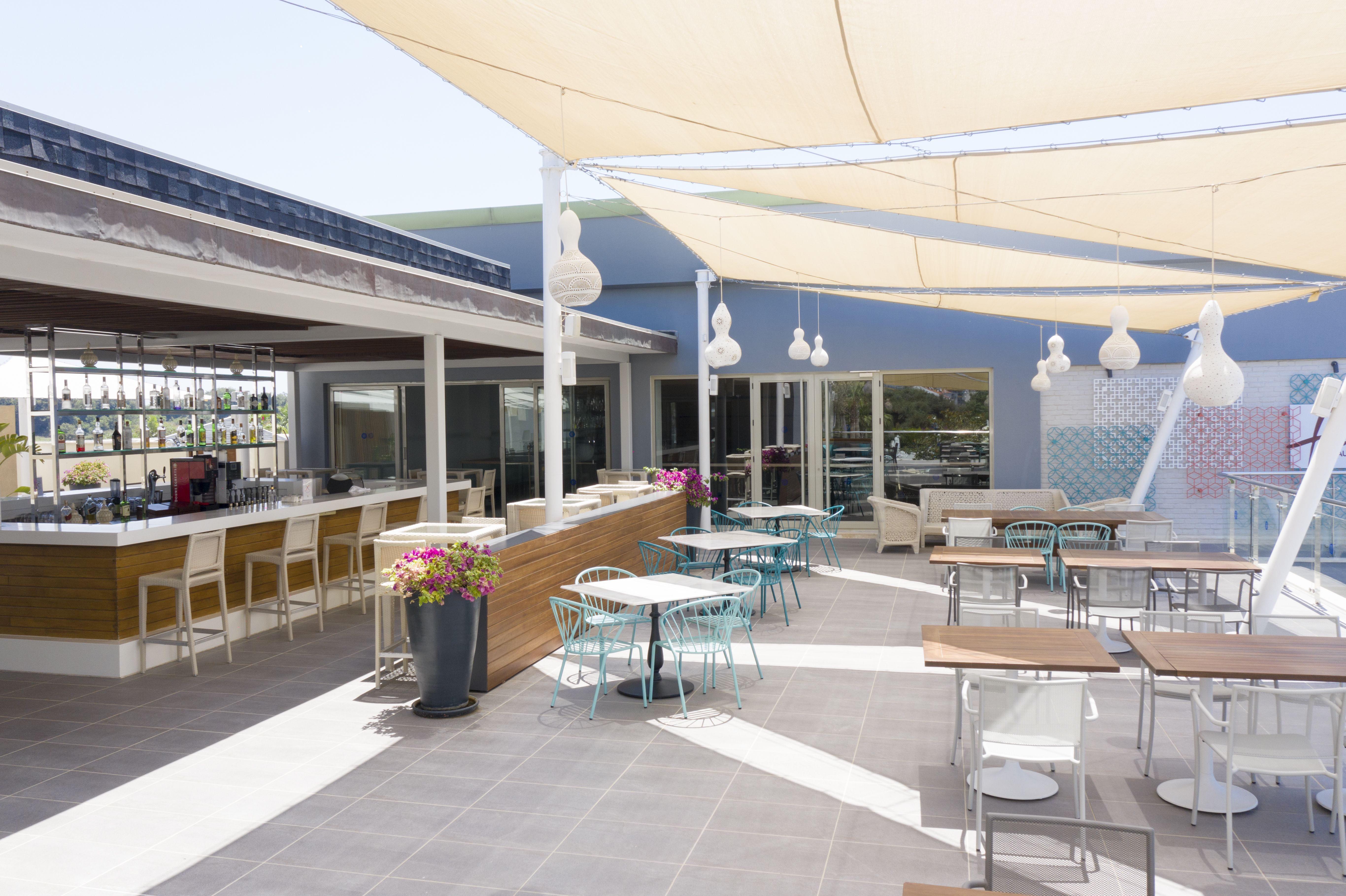 SUNSET BAR