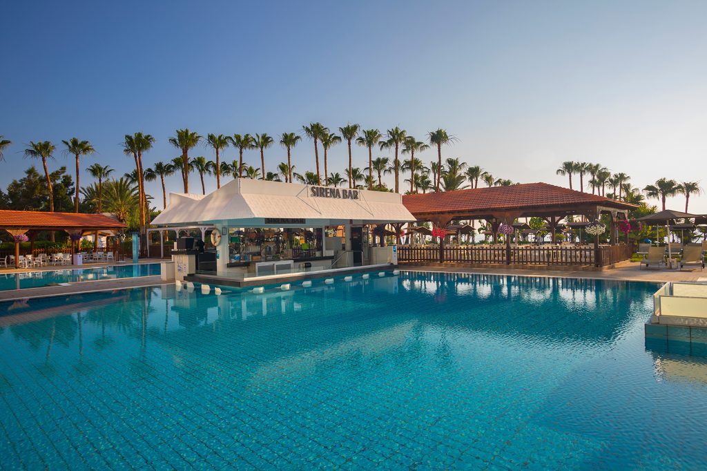 Piscina deschisă