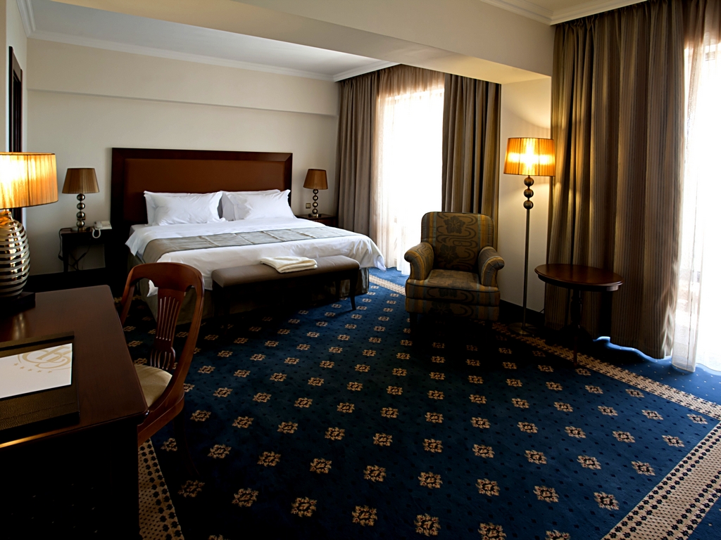 Standard Suite (Balcony)