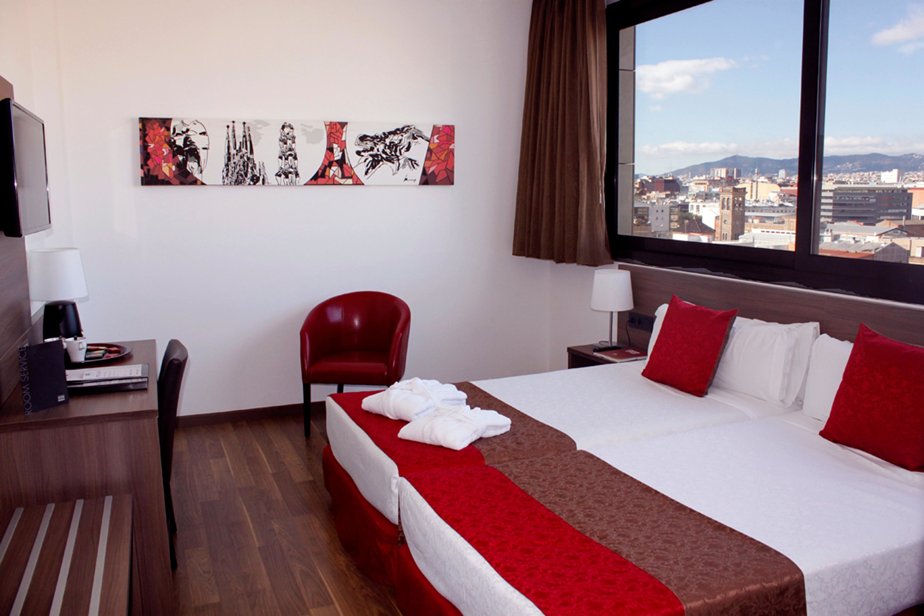 SUPERIOR ROOM