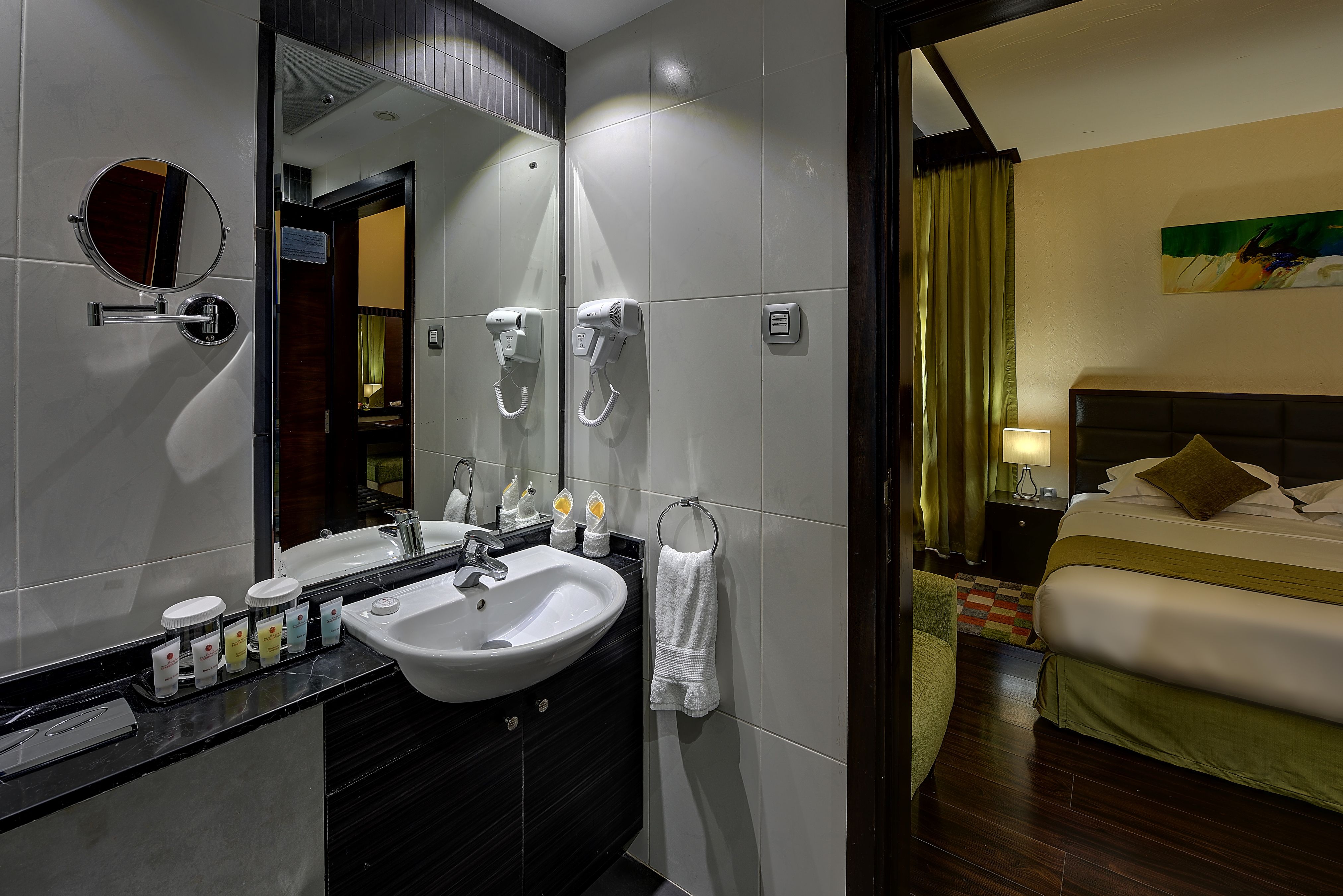 EXECUTIVE ONE BEDROOM SUITE