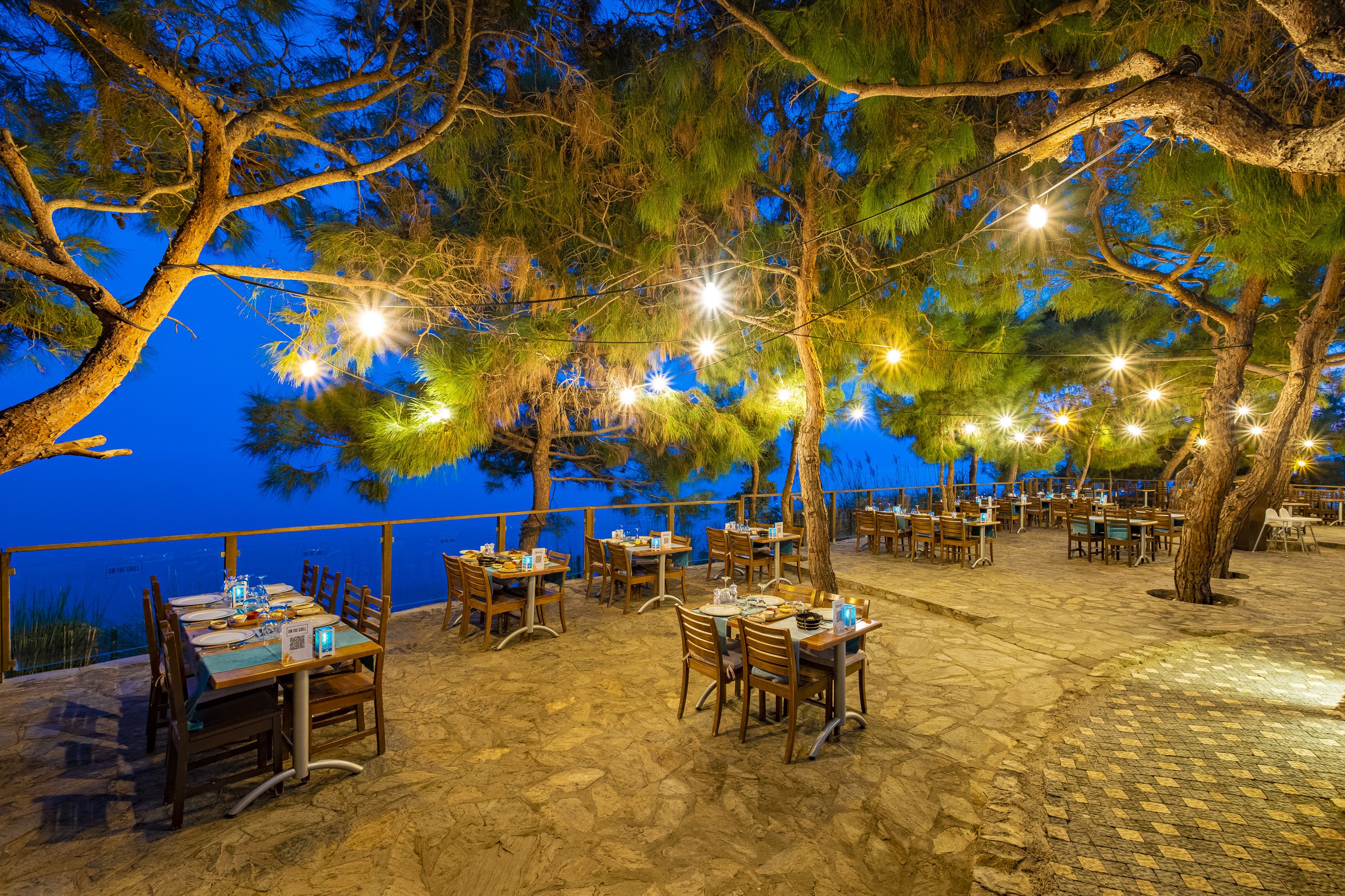 ON THE GRILL RESTAURANT