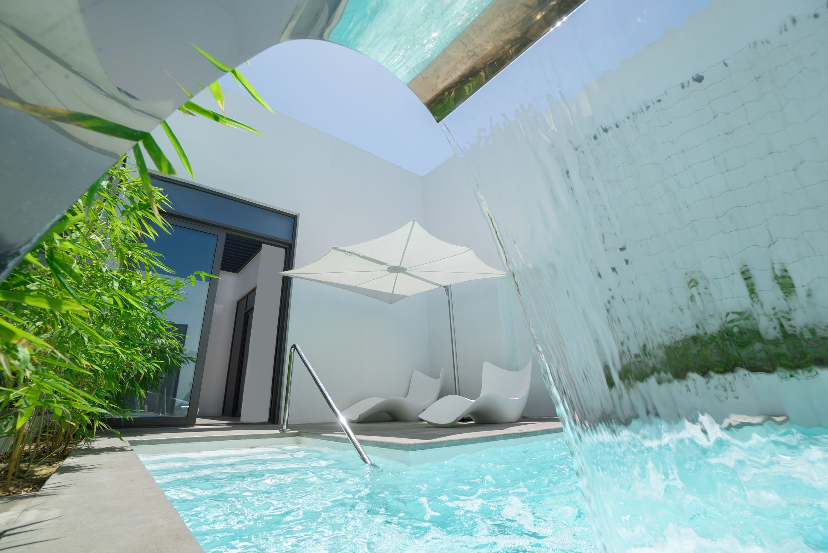 Piscina deschisă