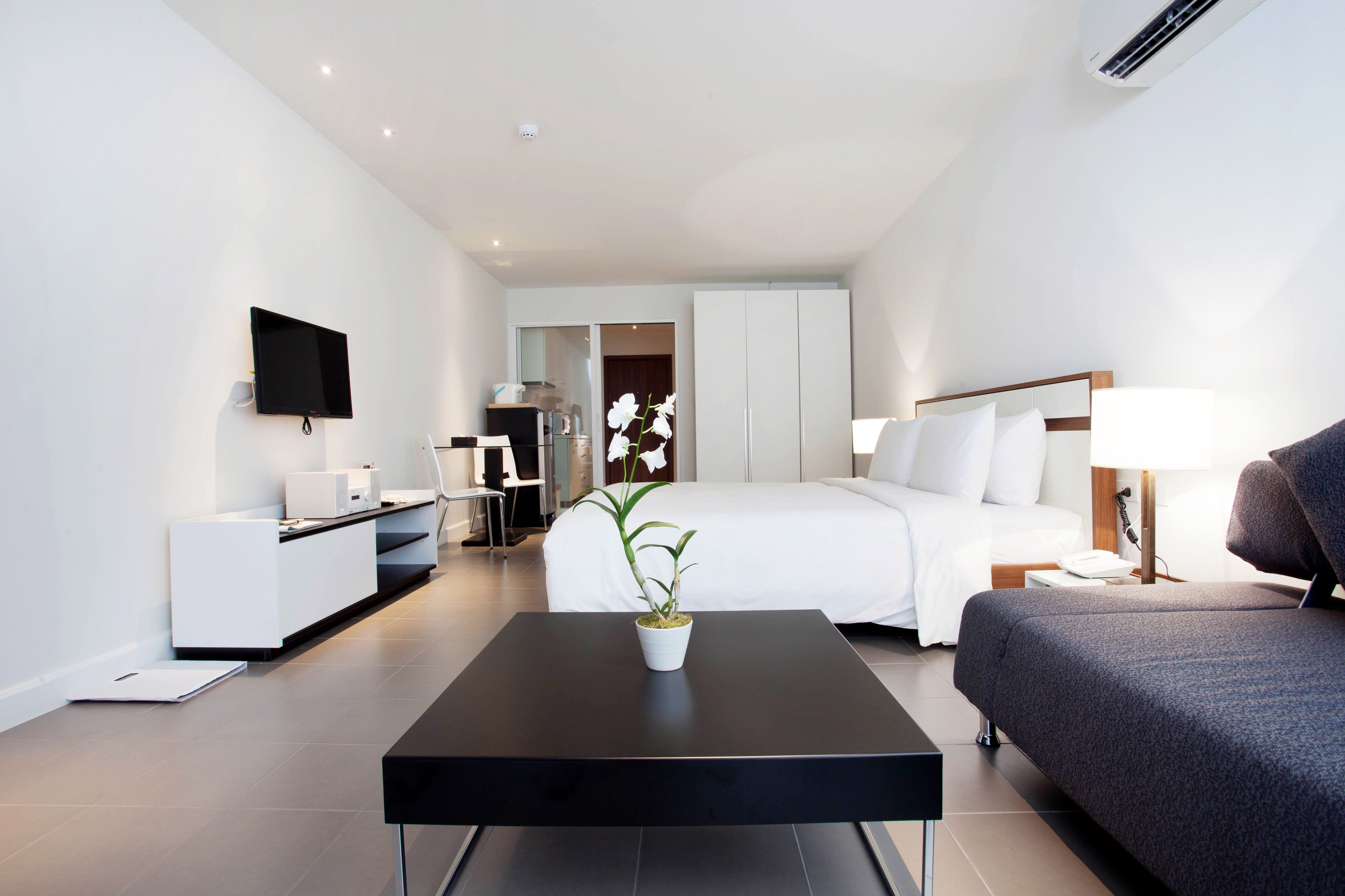 DayLight Family (One Bed room)