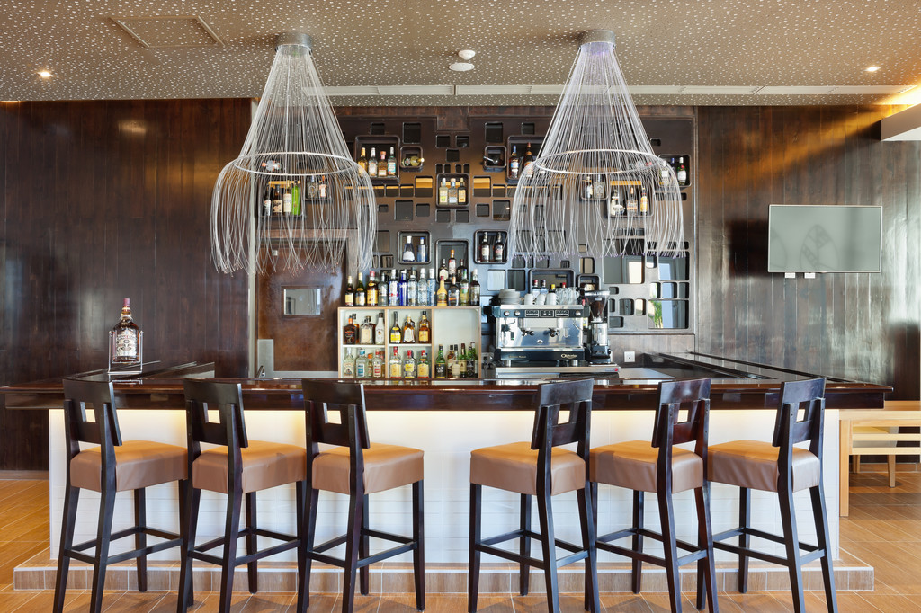 LOBBY BAR