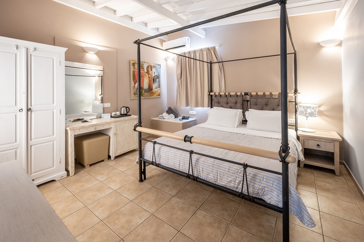 Superior Room with private pool - Sea View