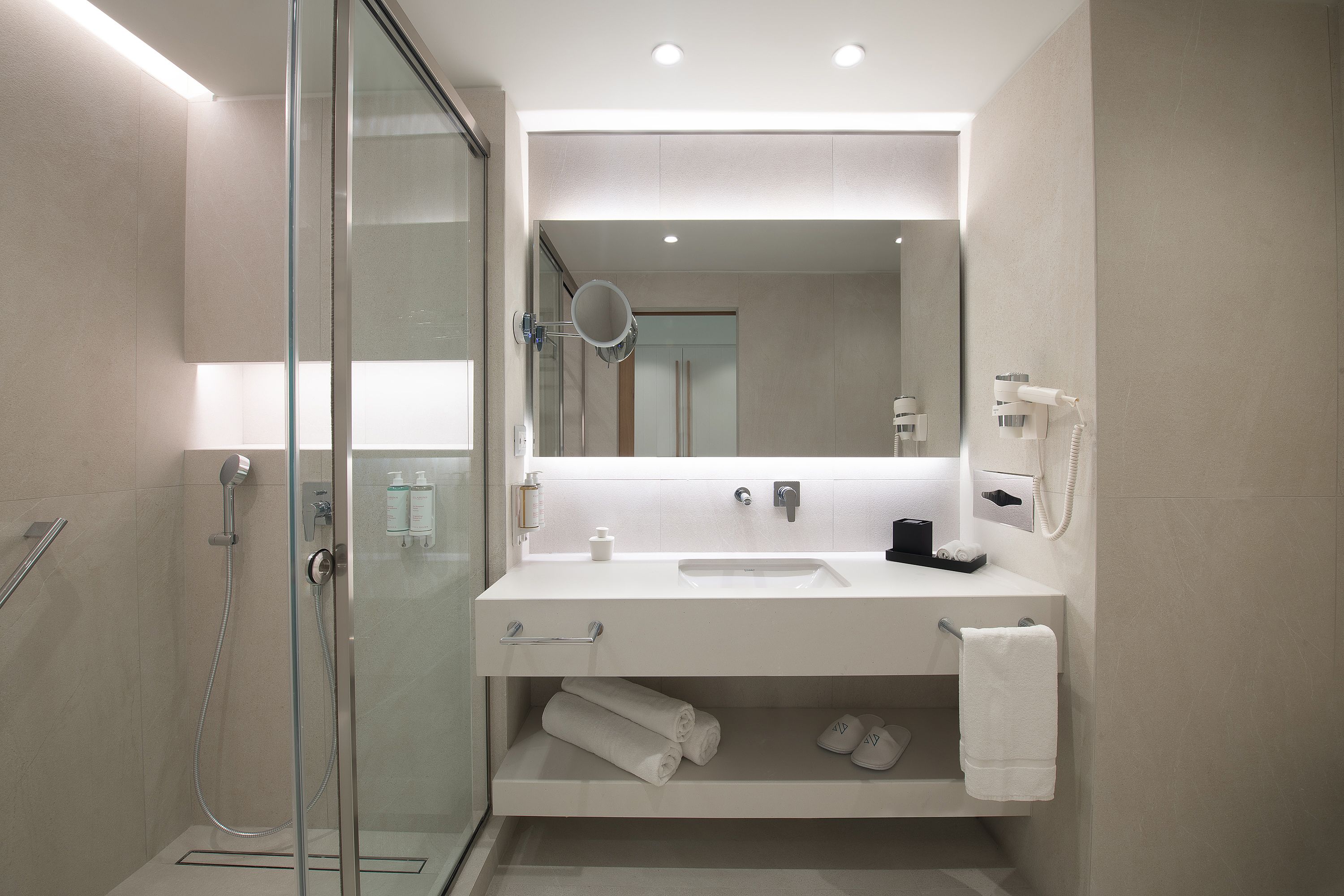 Superior Twin Room Private Pool