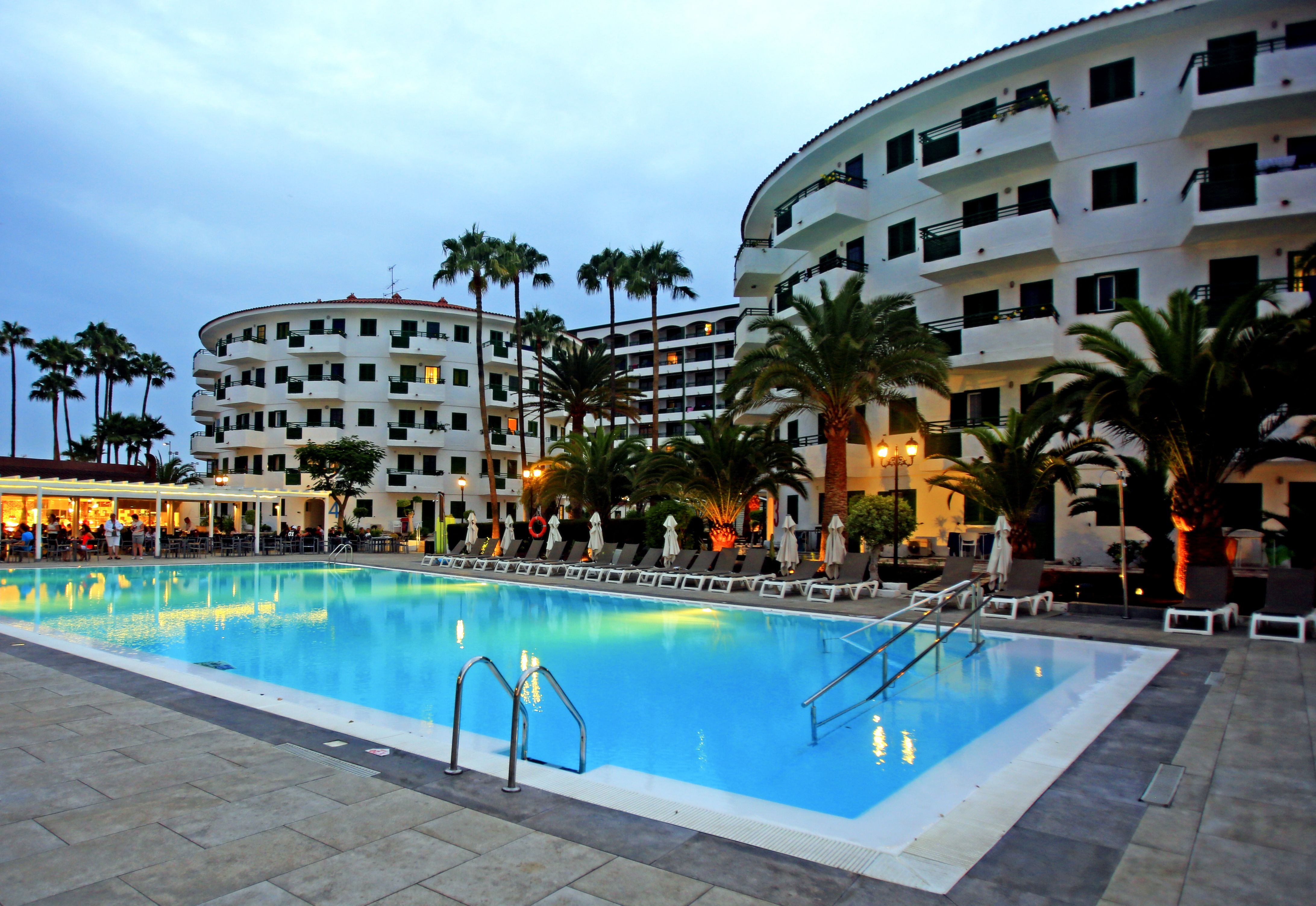 Piscina deschisă