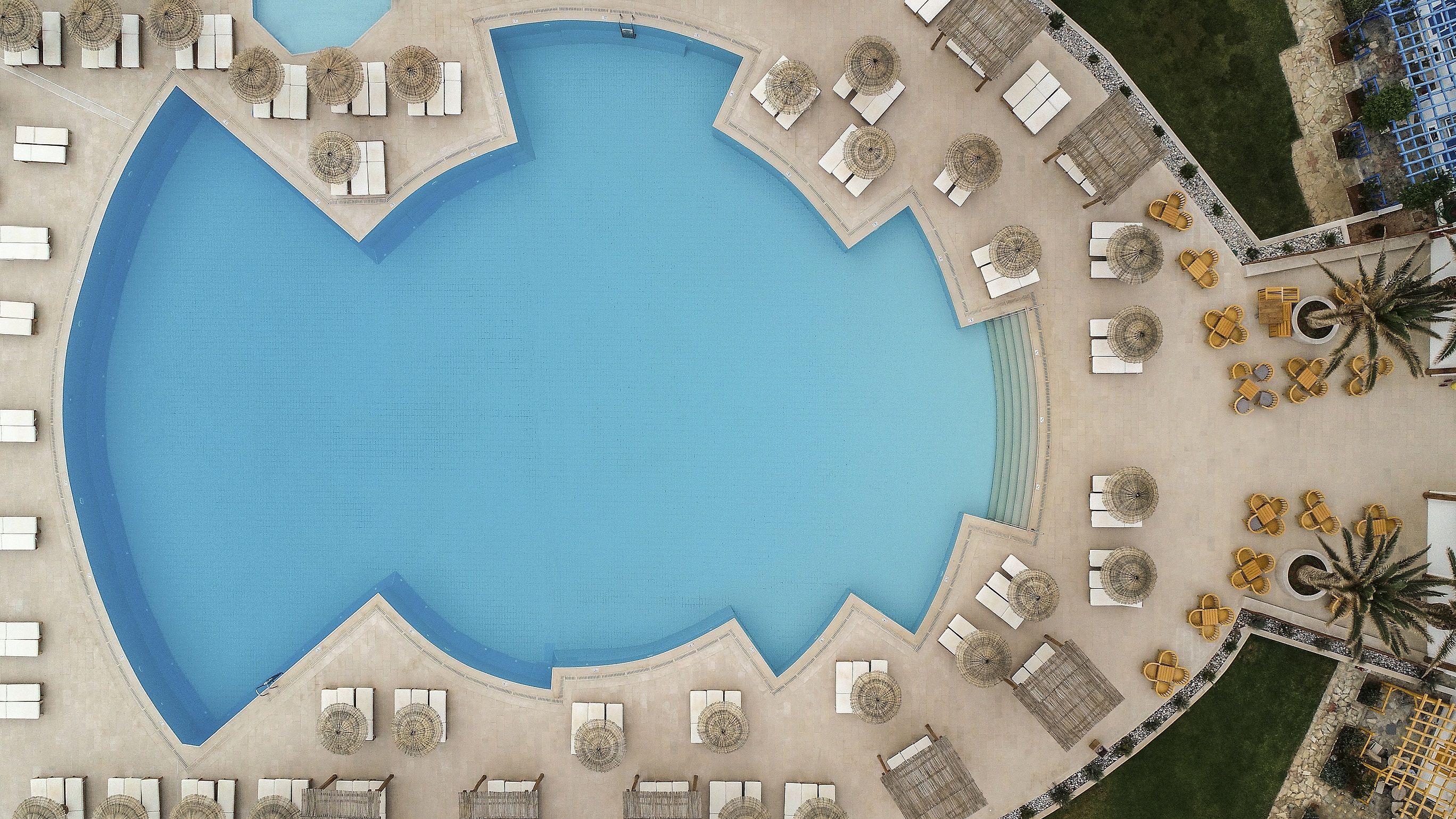 Piscina deschisă