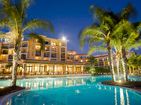 Rodos, Hotel The Residence, piscina.jpg