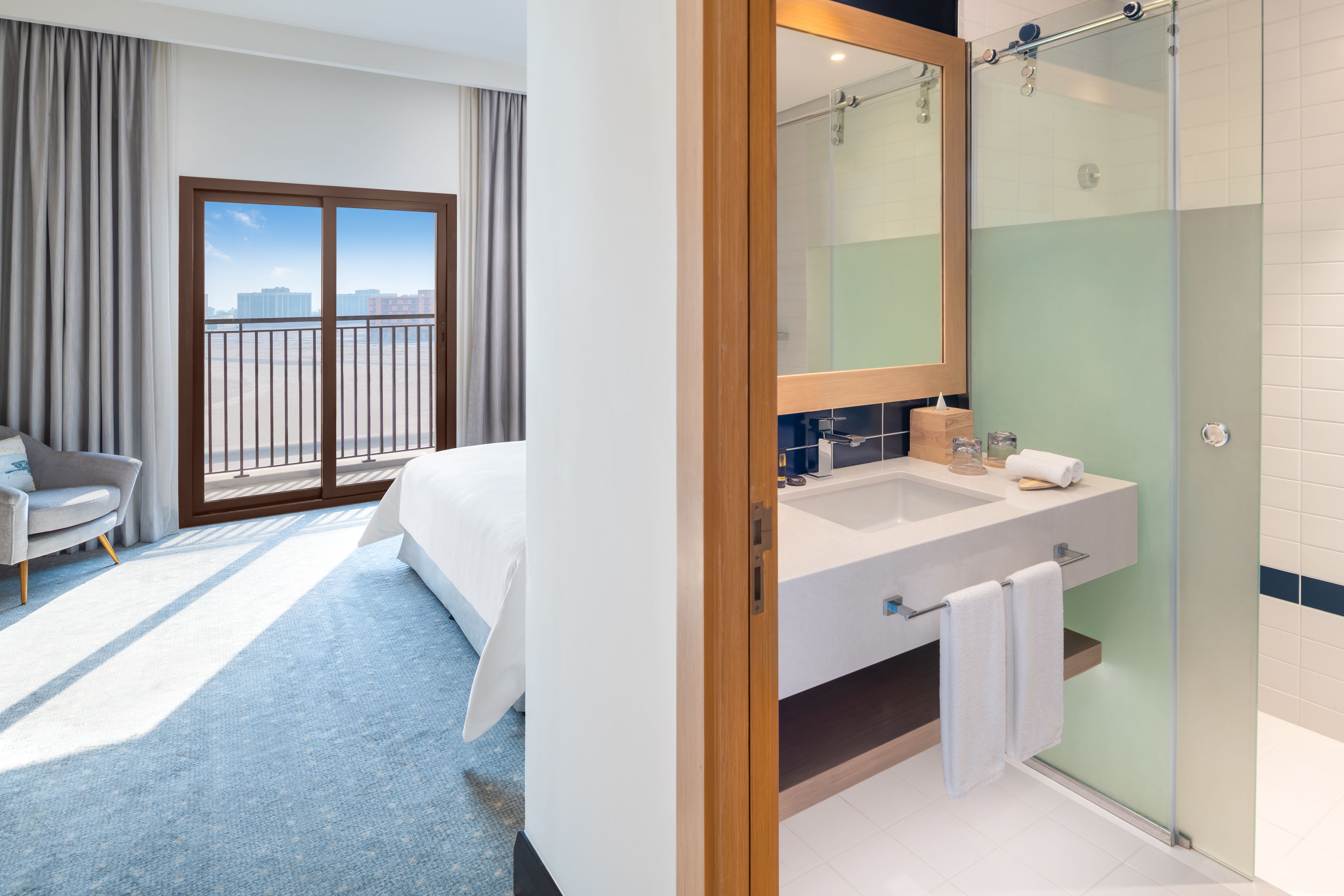 Family Deluxe Room City View 
