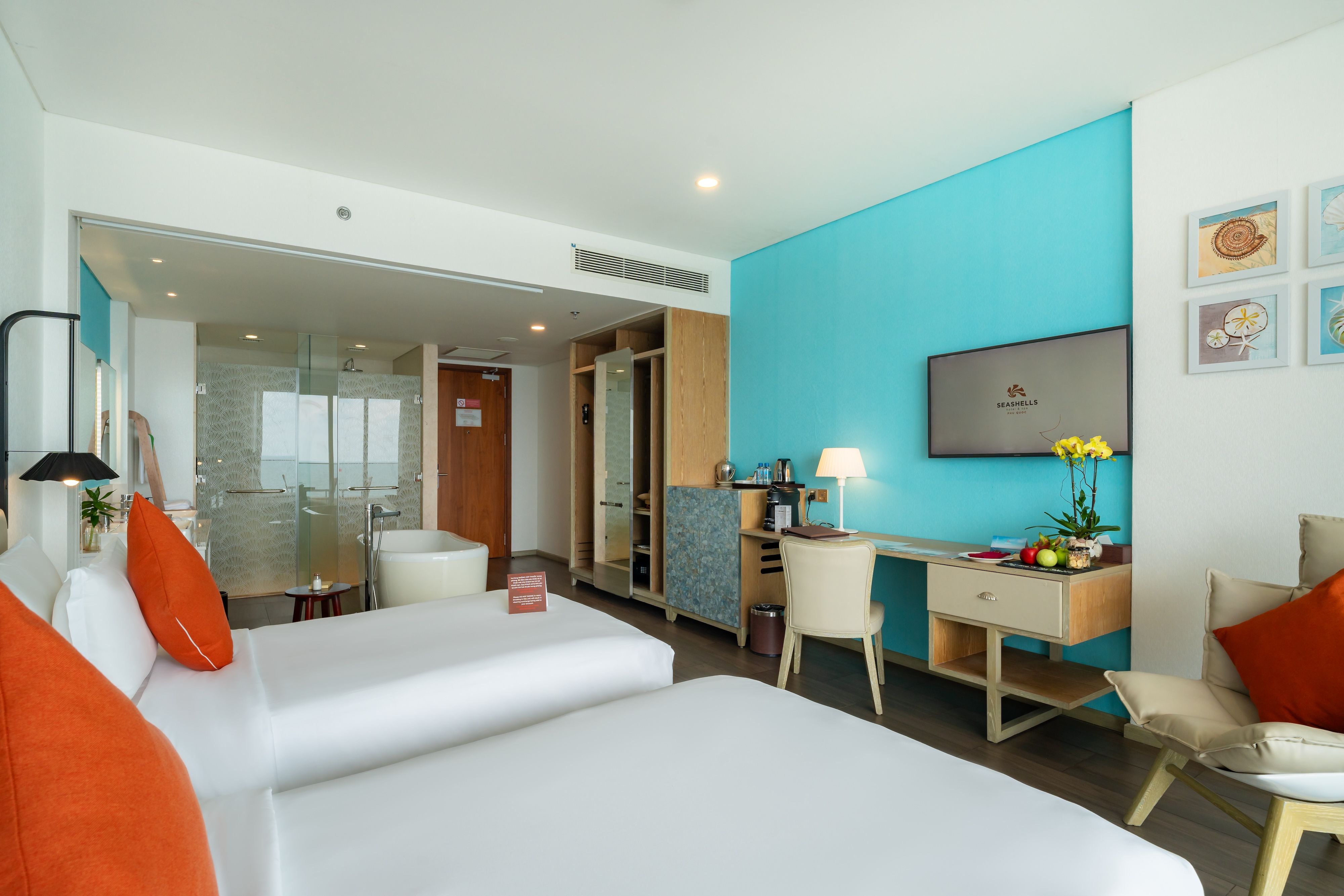 PREMIUM CITYVIEW ROOM BALCONY