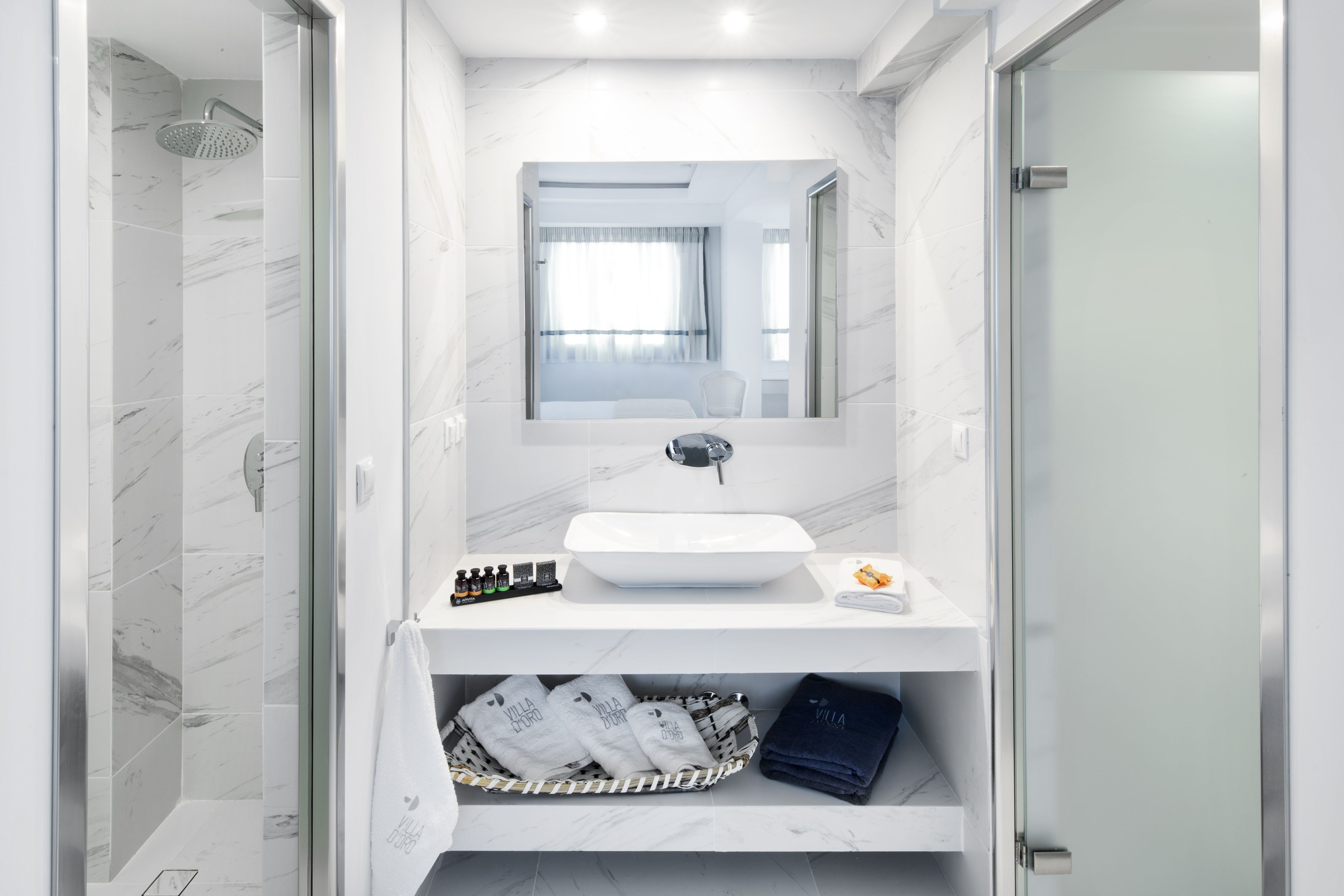 Elegant Suite Sea View