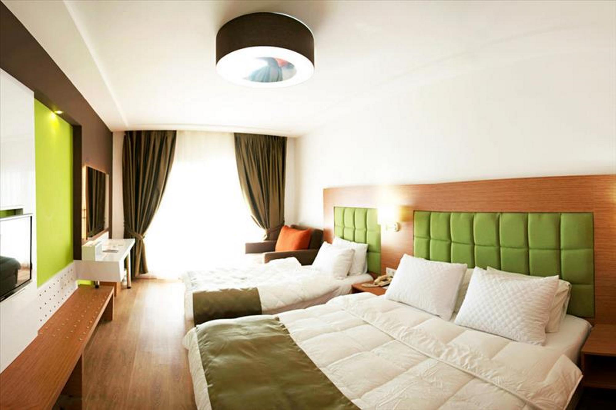 SUPERIOR ROOM SEA VIEW