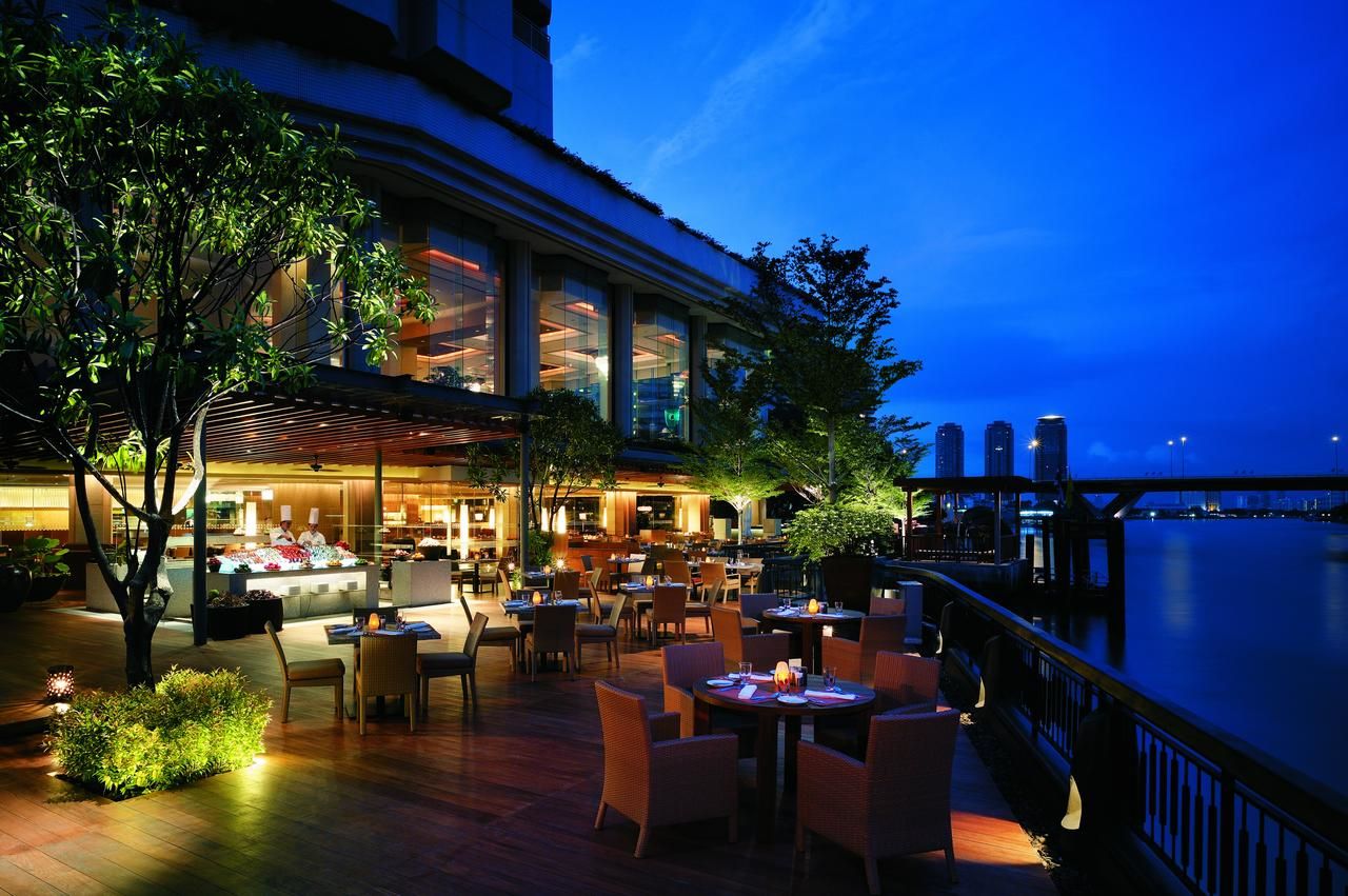 NEXT2 Cafe