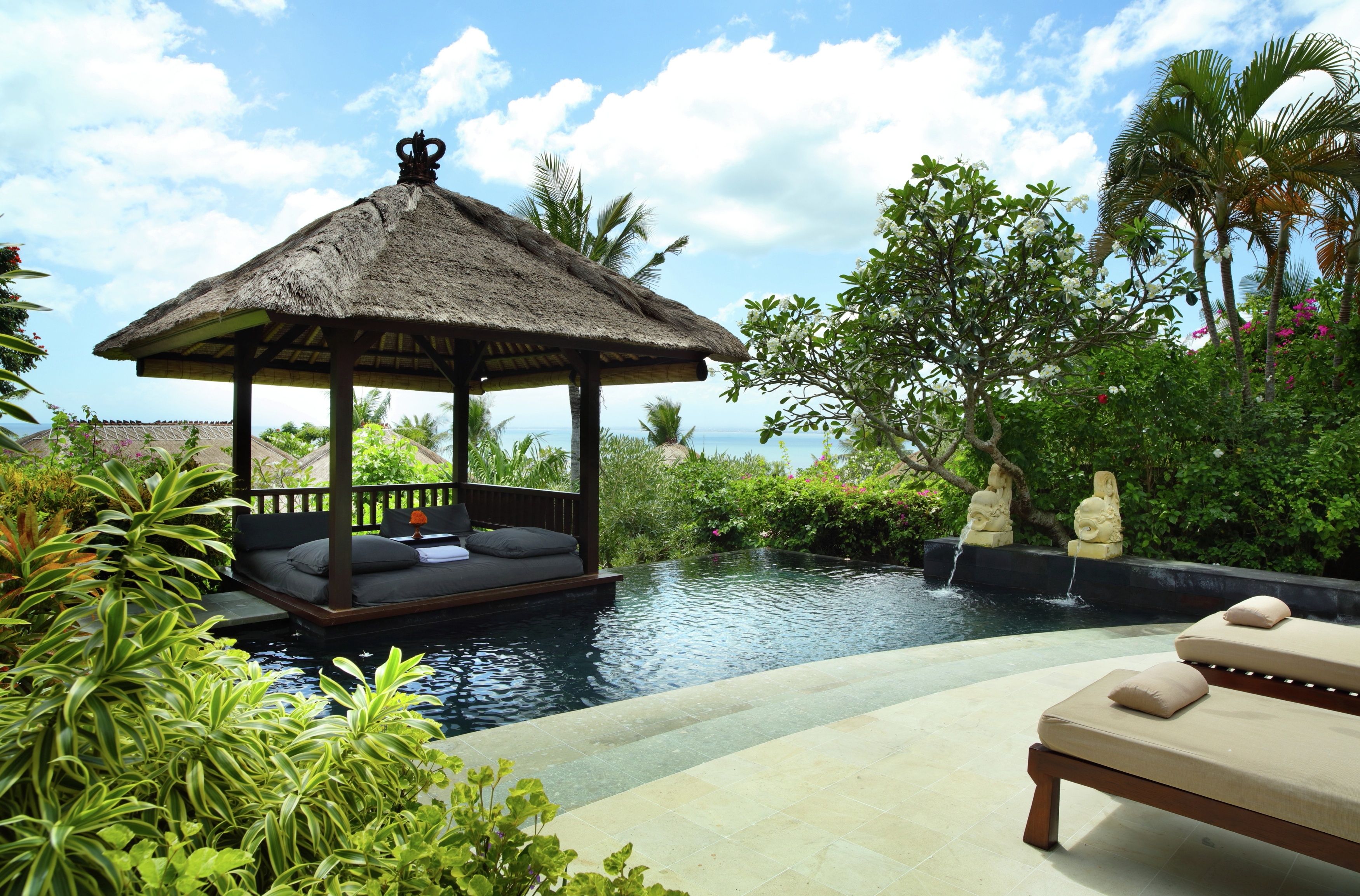 ONE BEDROOM OCEAN VIEW CLIFF VILLA