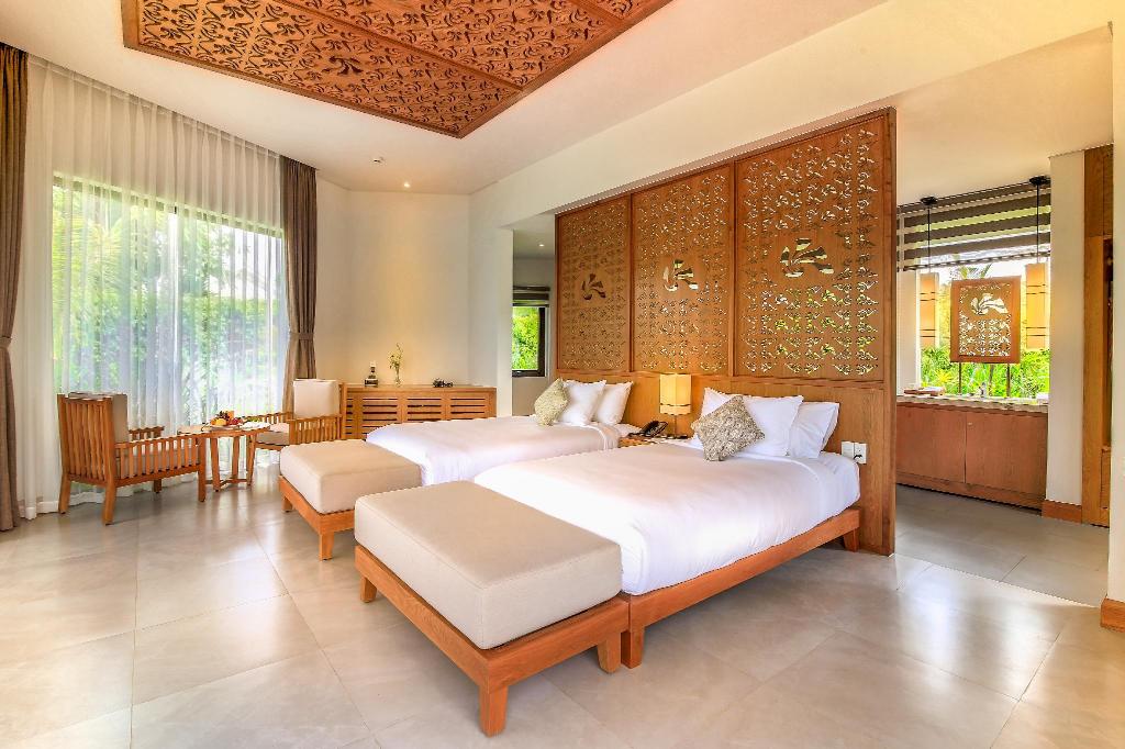 LUXURY VILLA GARDEN VIEW WITH TERRACE