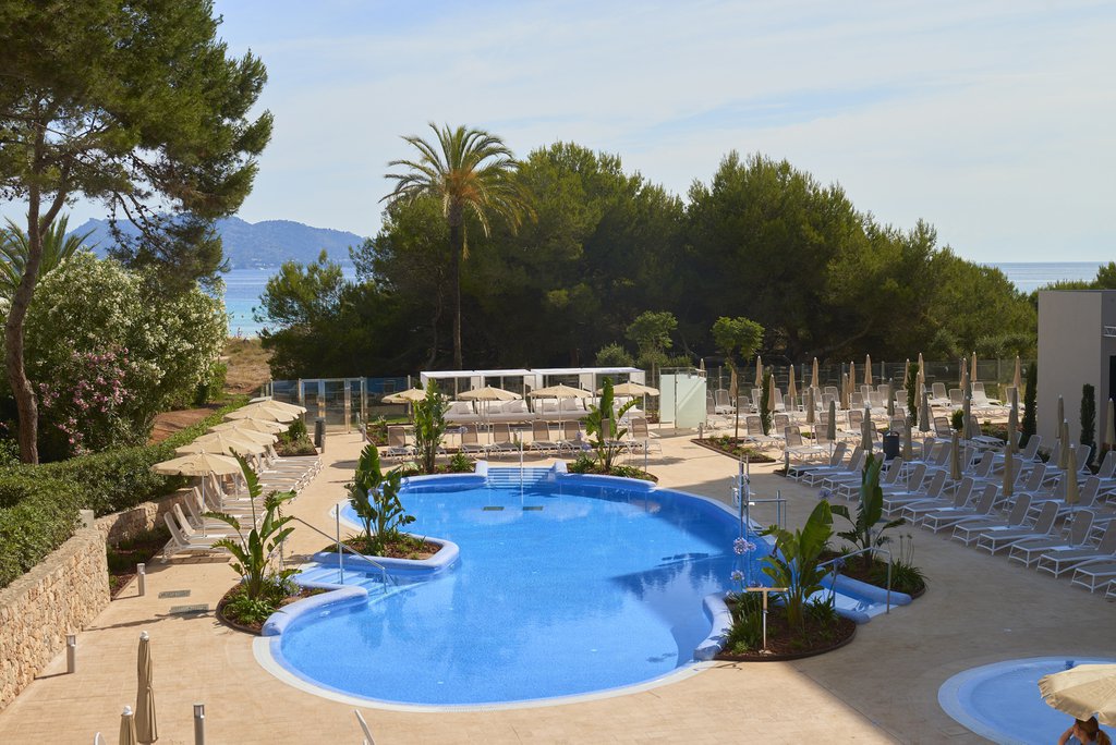Piscina deschisă