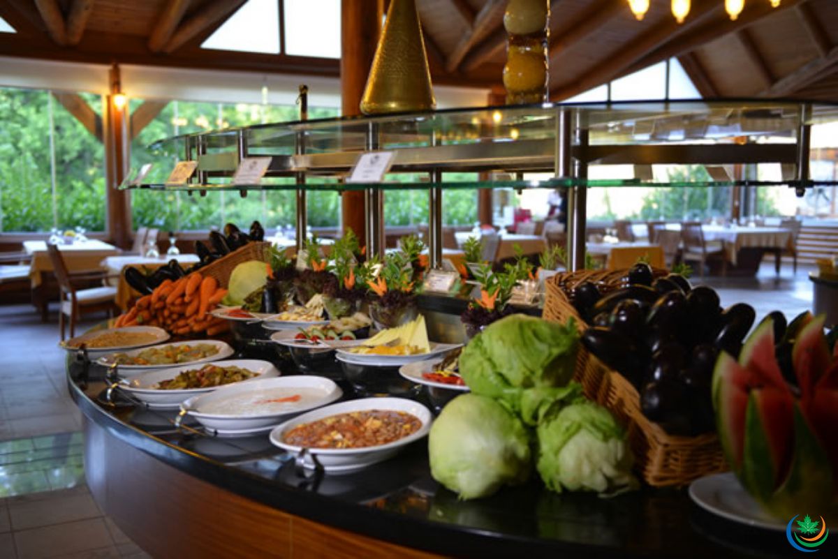MAIN RESTAURANT
