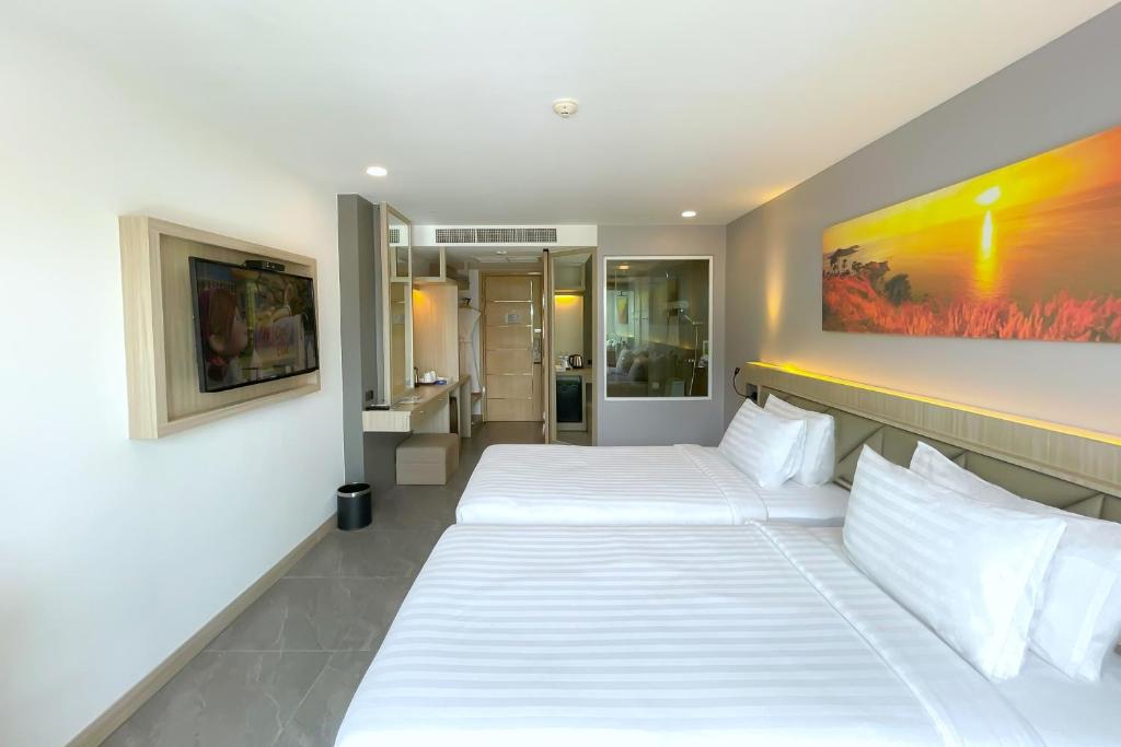 Premium Superior Twin Room