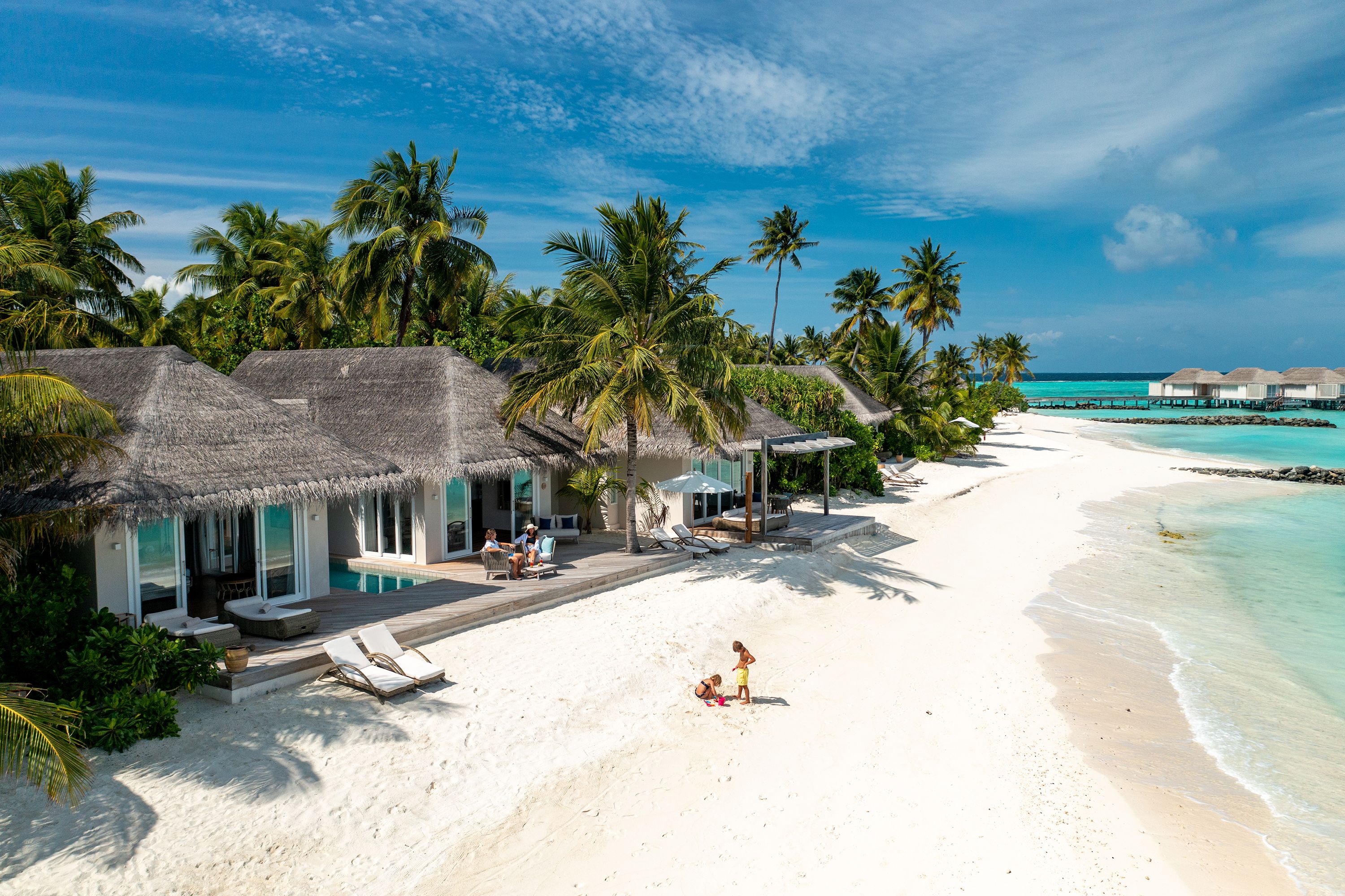 TWO-BEDROOM BEACH SUITE WITH POOL