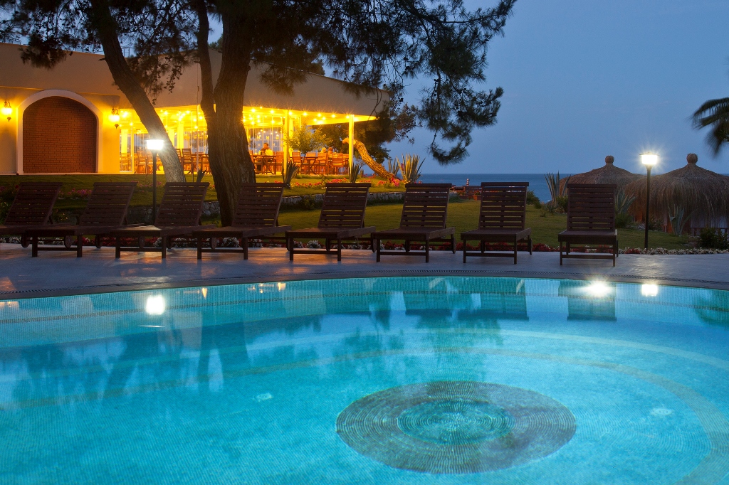 Piscina deschisă