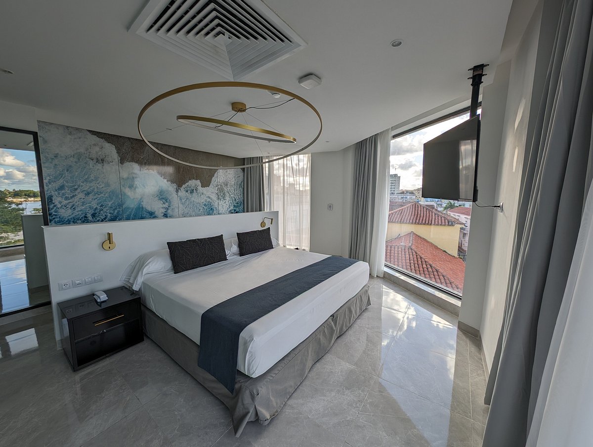The Townhouse Suite