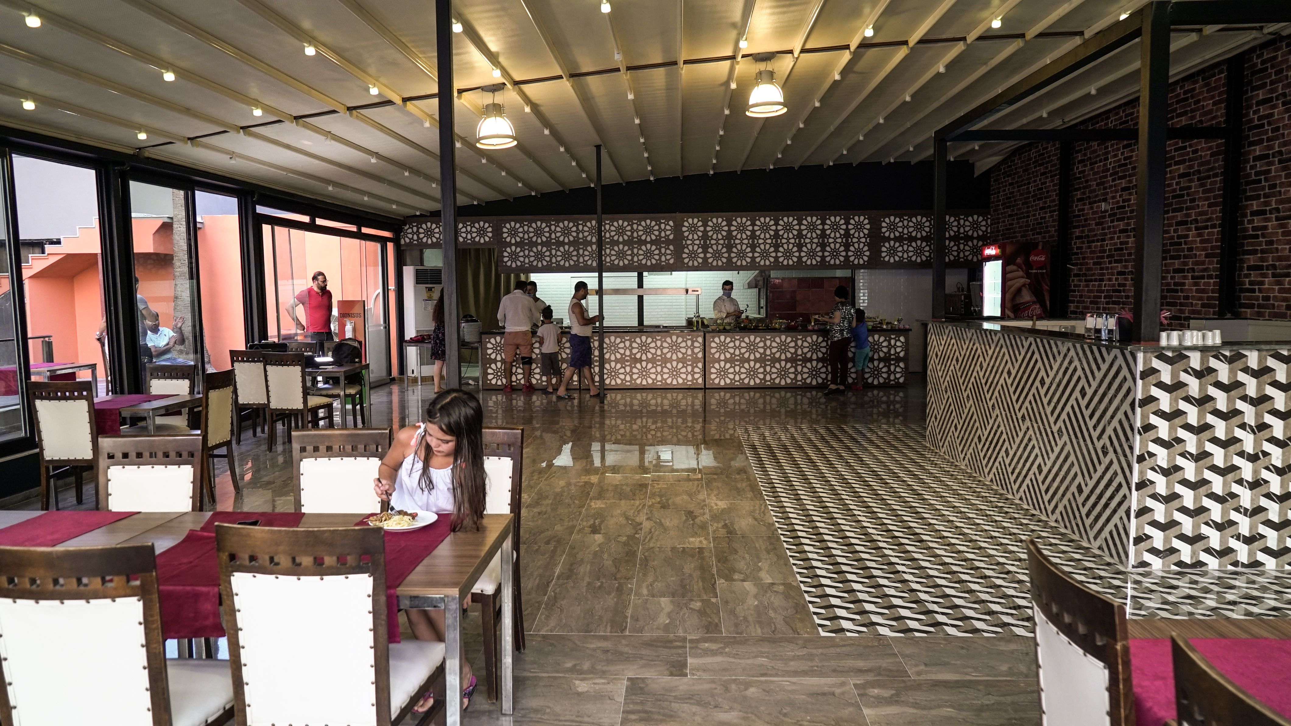 DIO RESTORAN