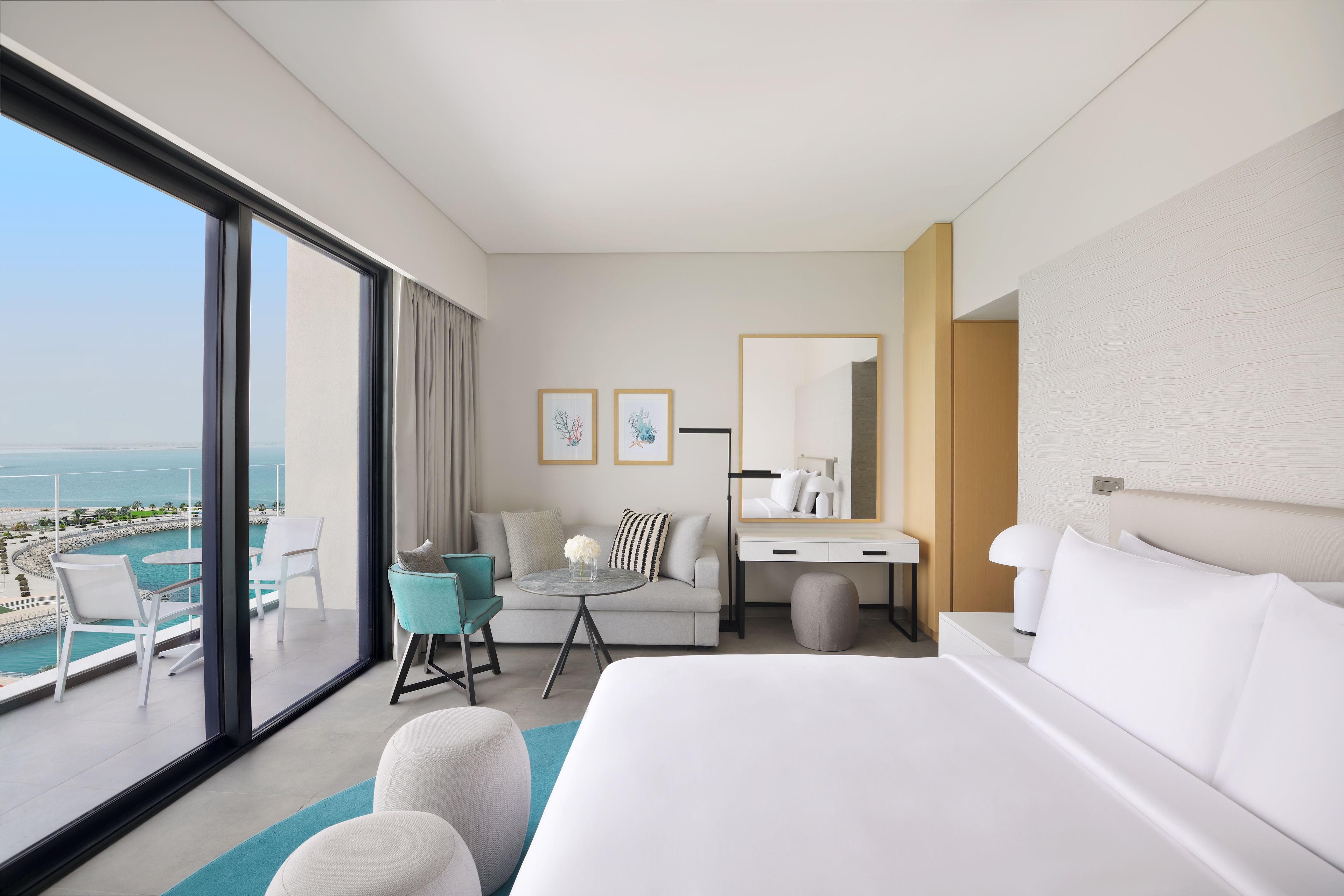 DELUXE ISLAND SEA VIEW ROOM 