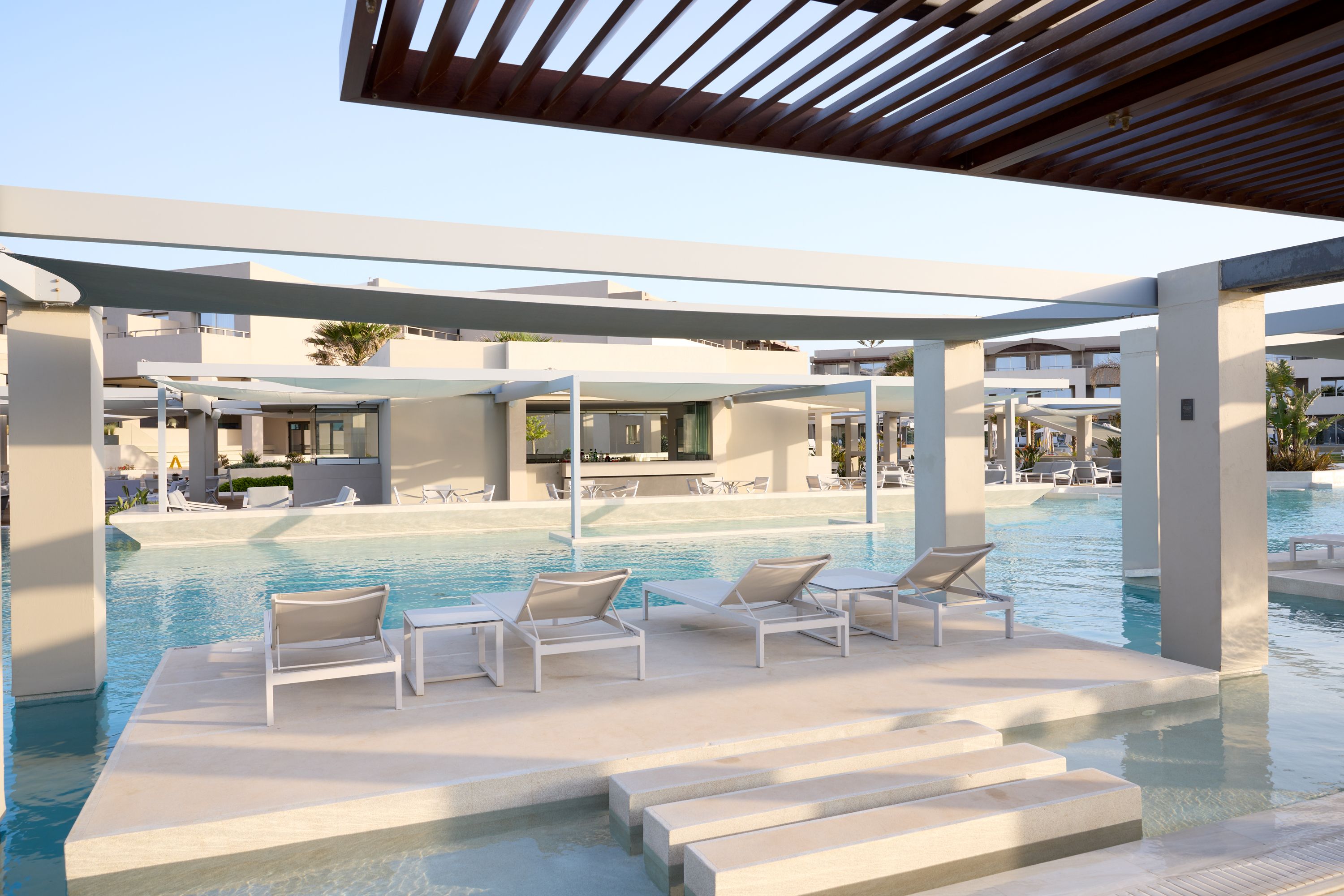 POOL CLUB