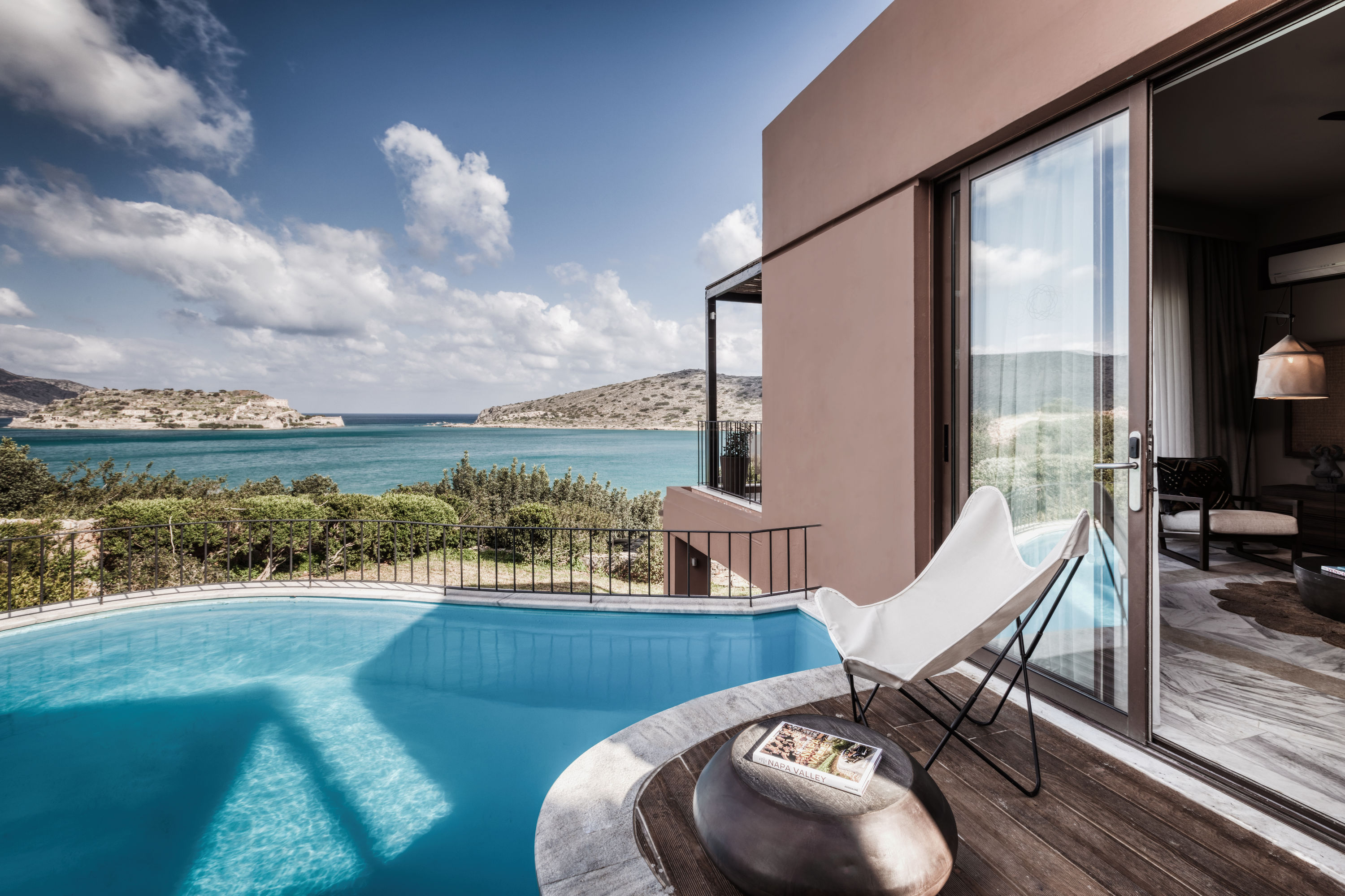 Family Suite SV with Private Pool 