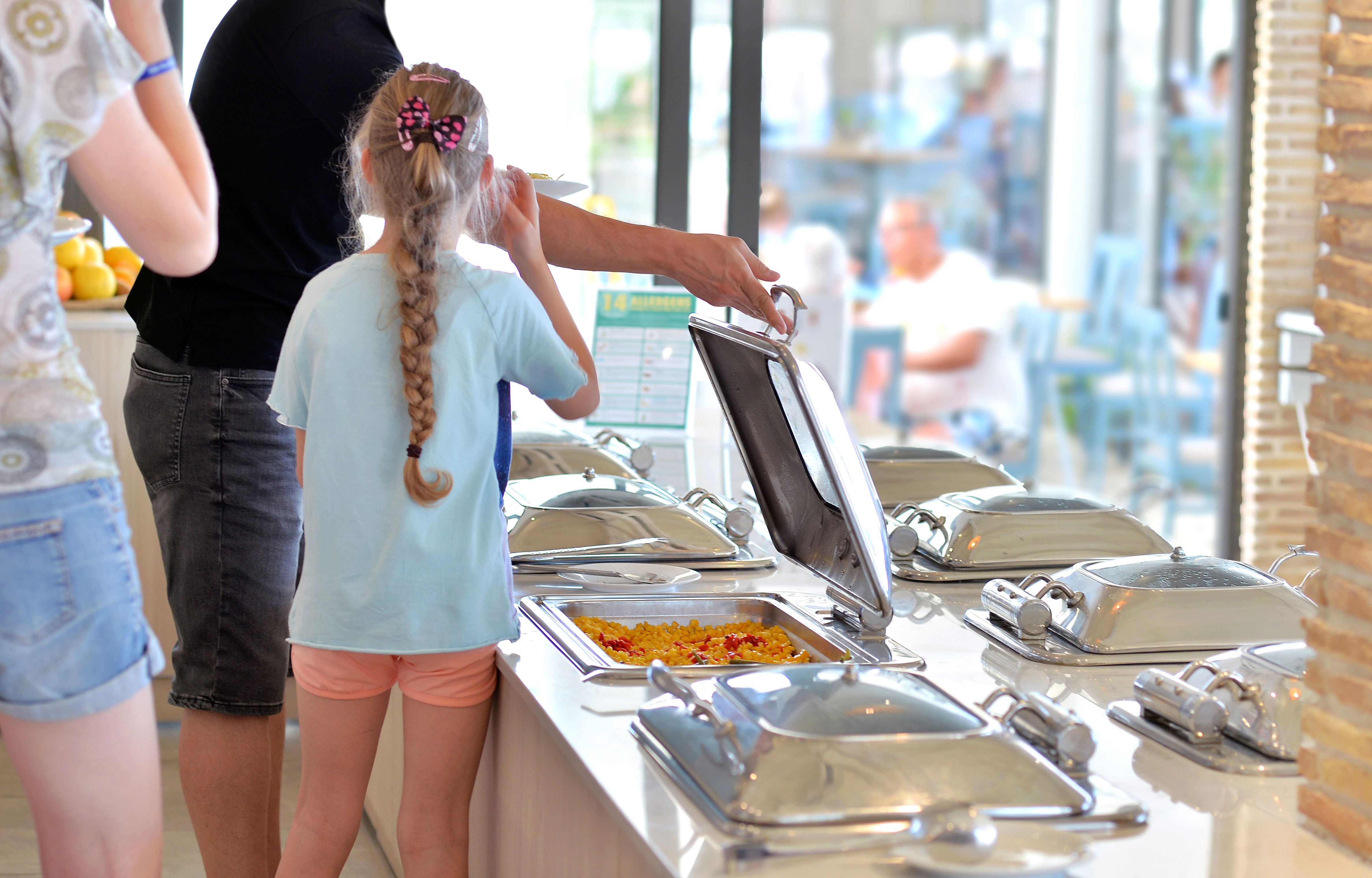 ALYKANAS RESTAURANT