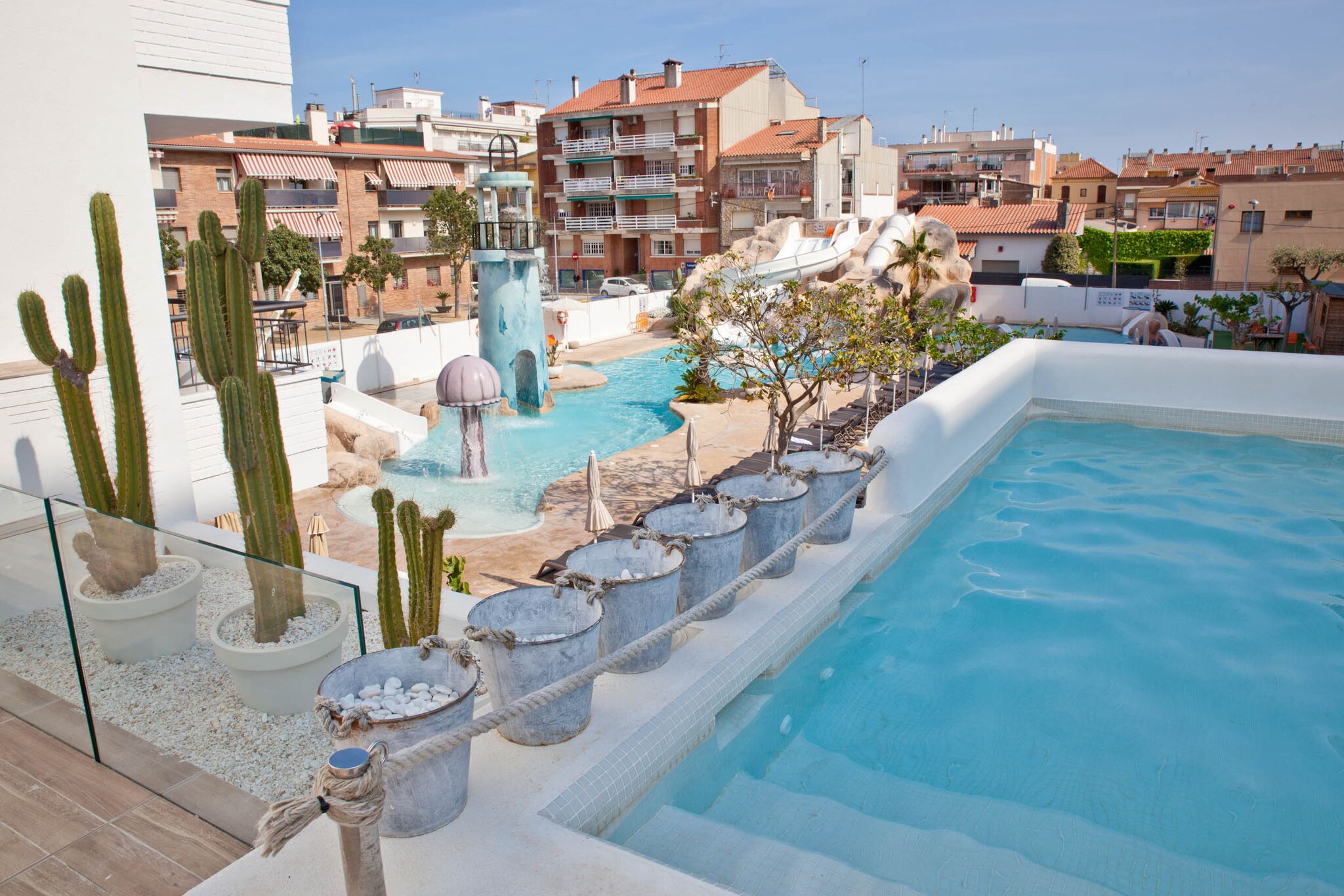 Piscina deschisă