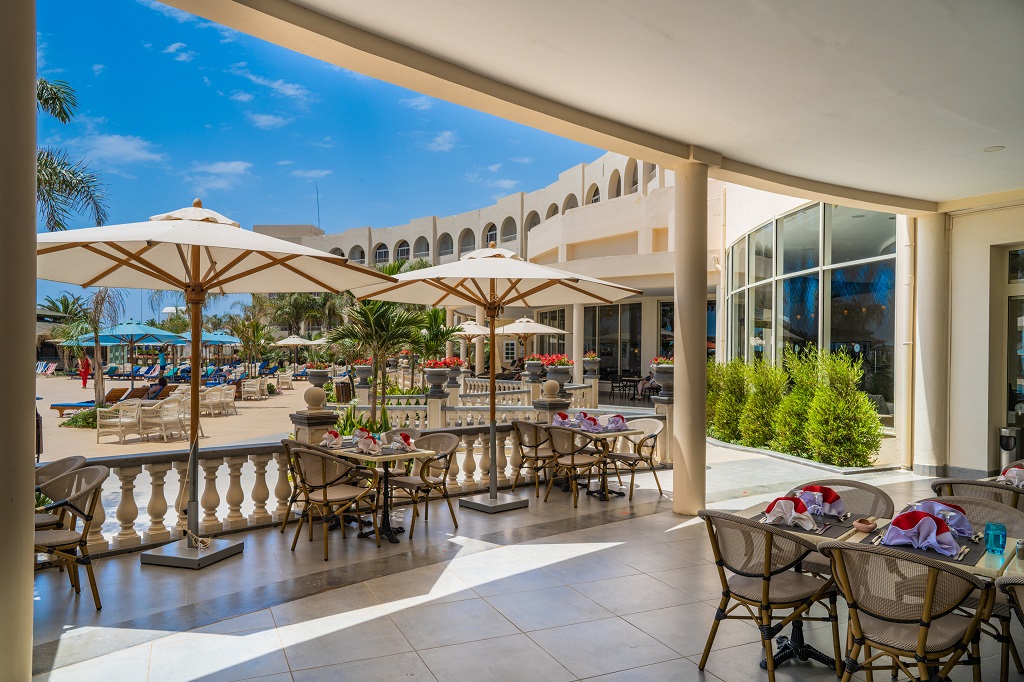 Main Restaurant Le Phoenix