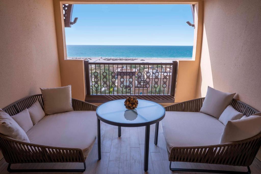 One Bedroom Sea View Suite With Balcony