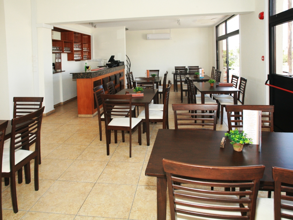 HOTEL RESTAURANT