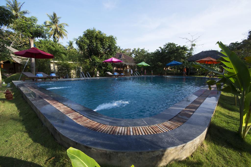 Piscina deschisă