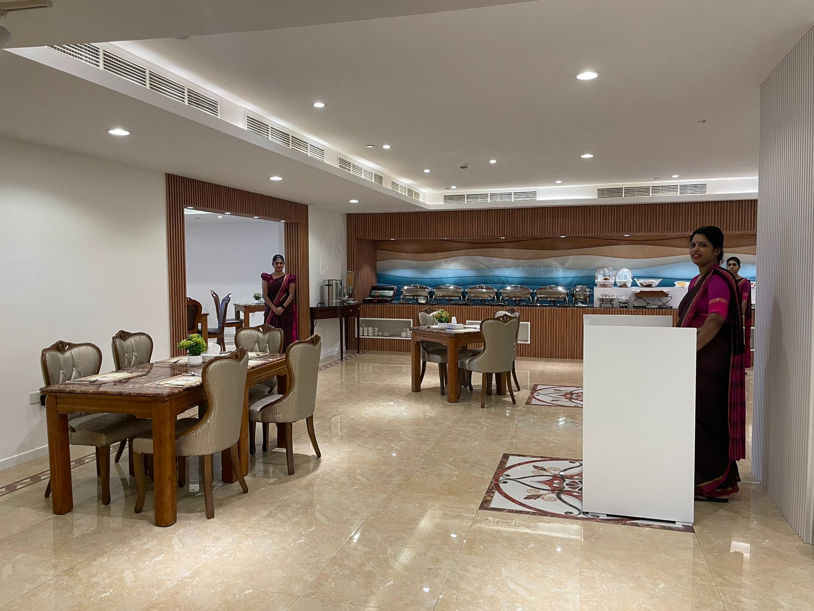 Le Royal Restaurant