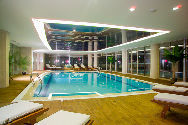 Kemer, Hotel Asdem Labada Beach, piscina interioara.jpg