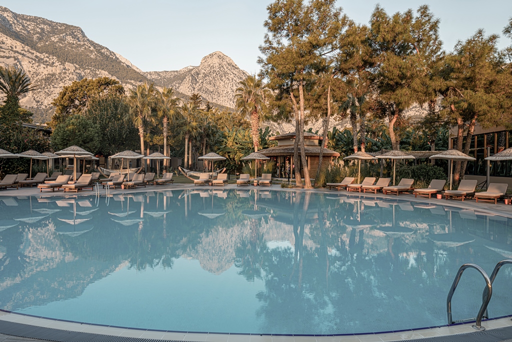 Piscina deschisă