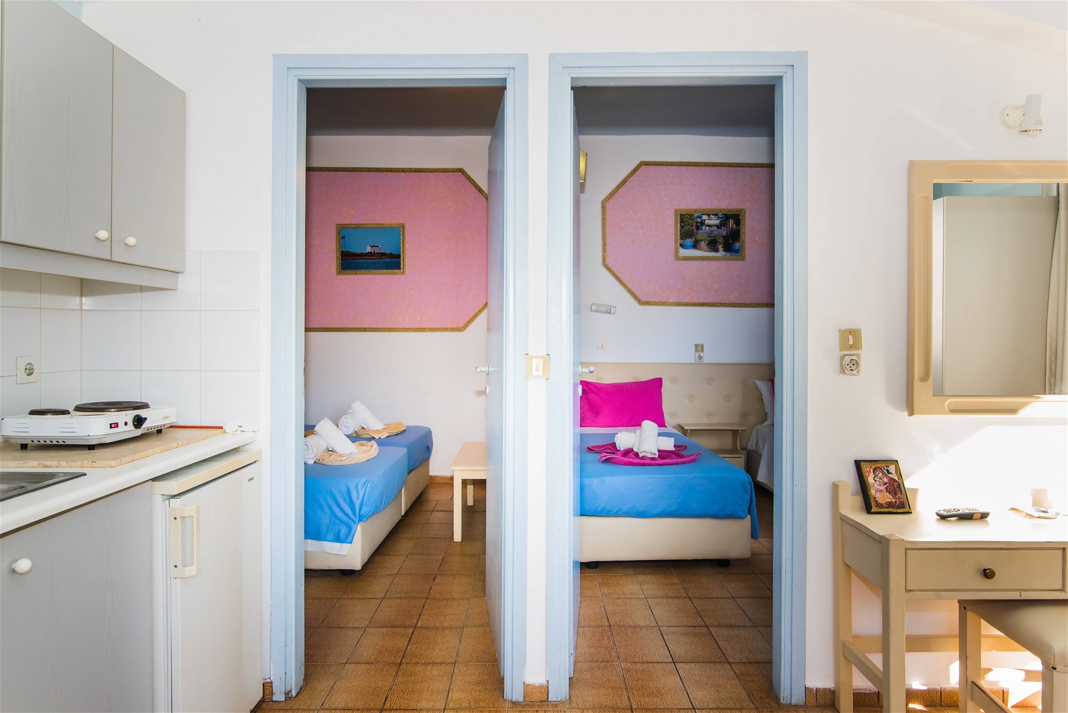 APARTMENT 4